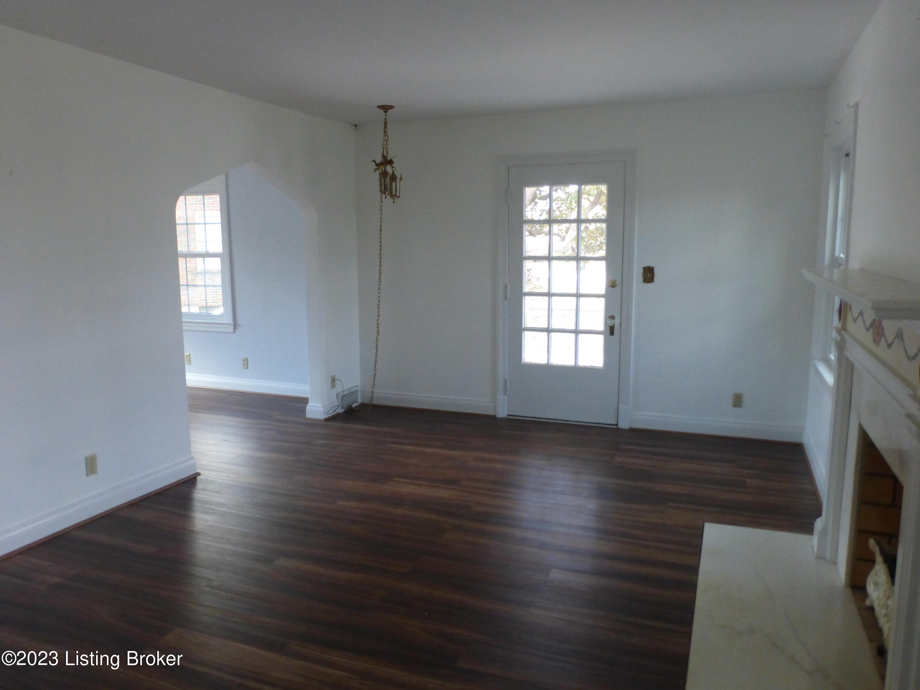 224 Norbourne Blvd