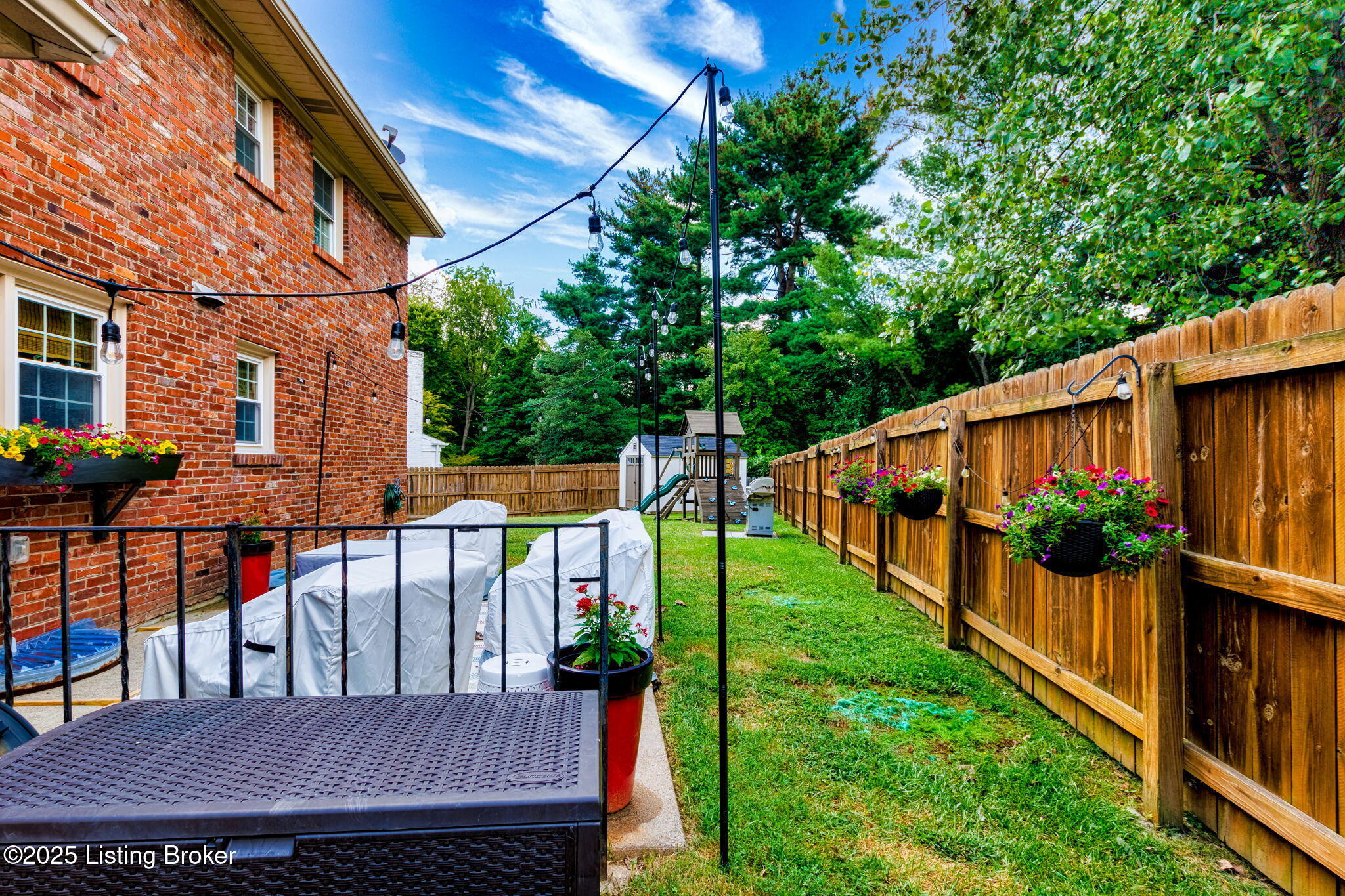 9100 Trentham Ct