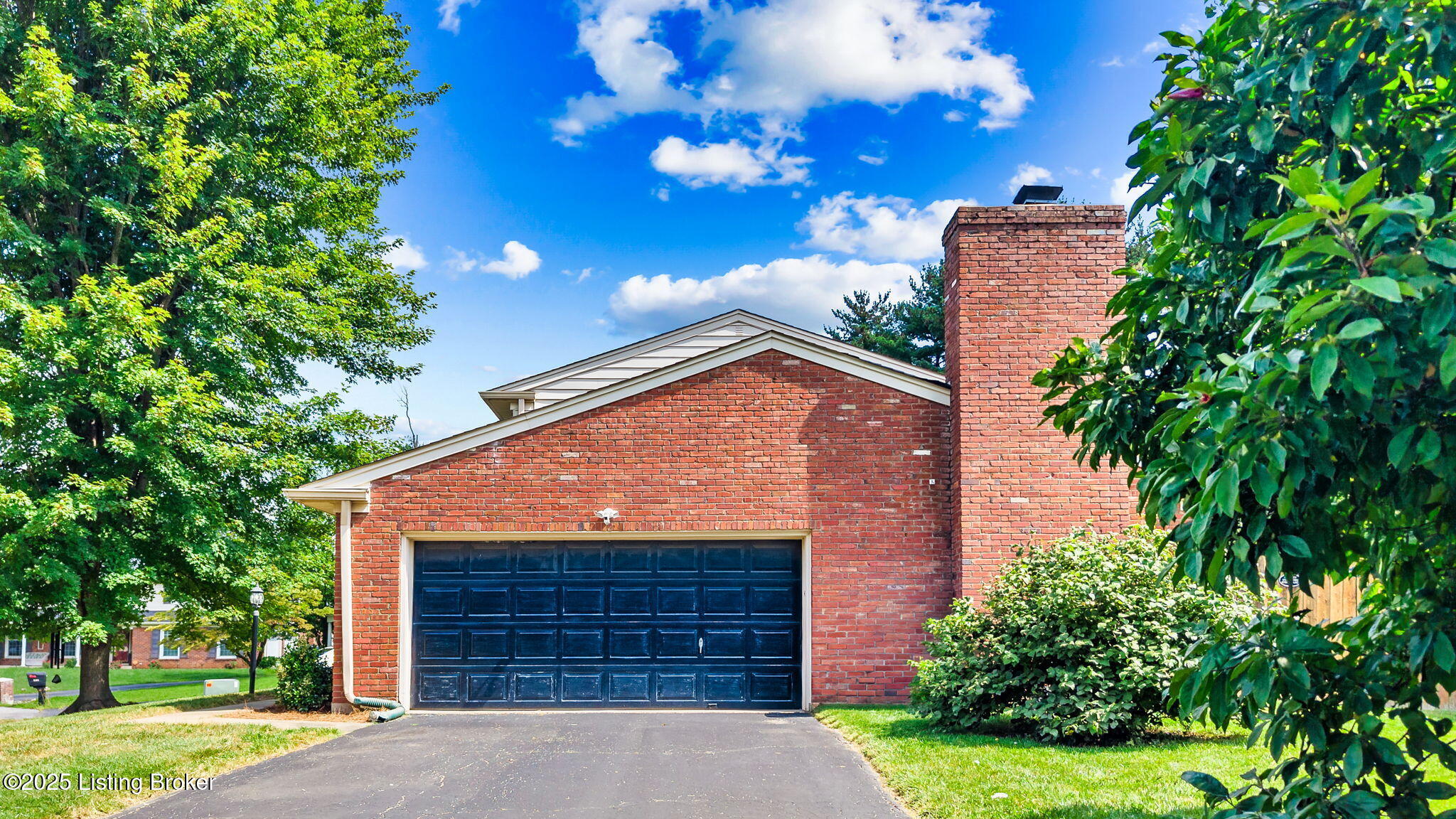 9100 Trentham Ct