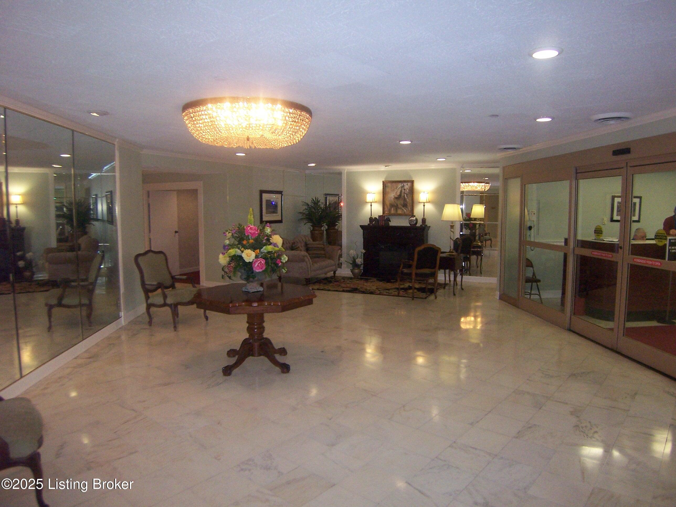 5100 Us Highway 42 APT 911