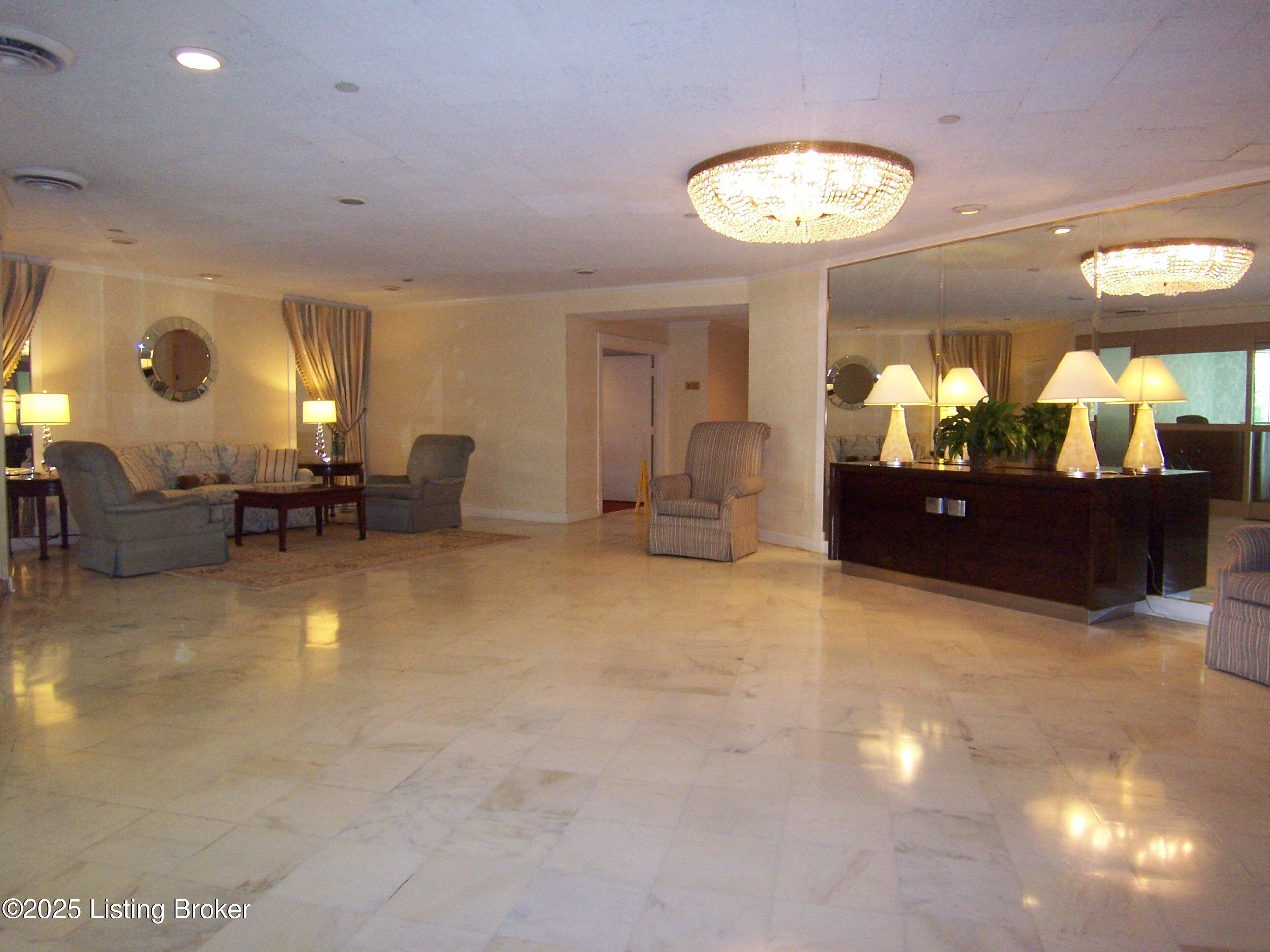 5100 Us Highway 42 APT 911