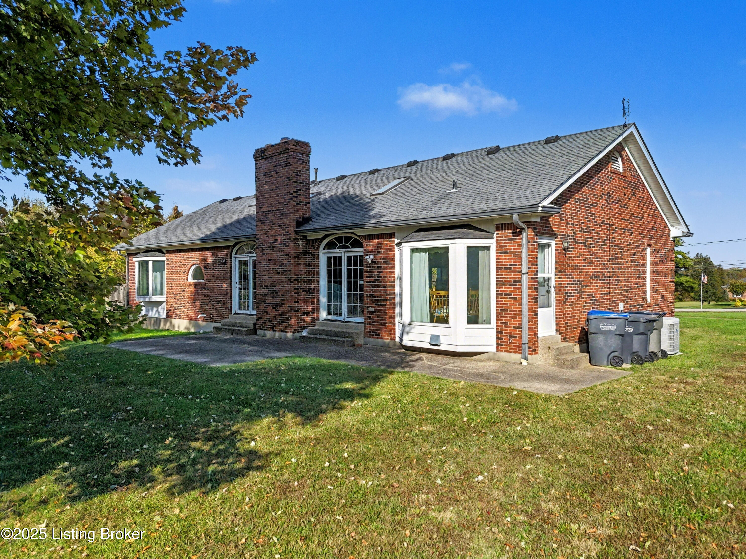 9106 Old Bardstown Rd