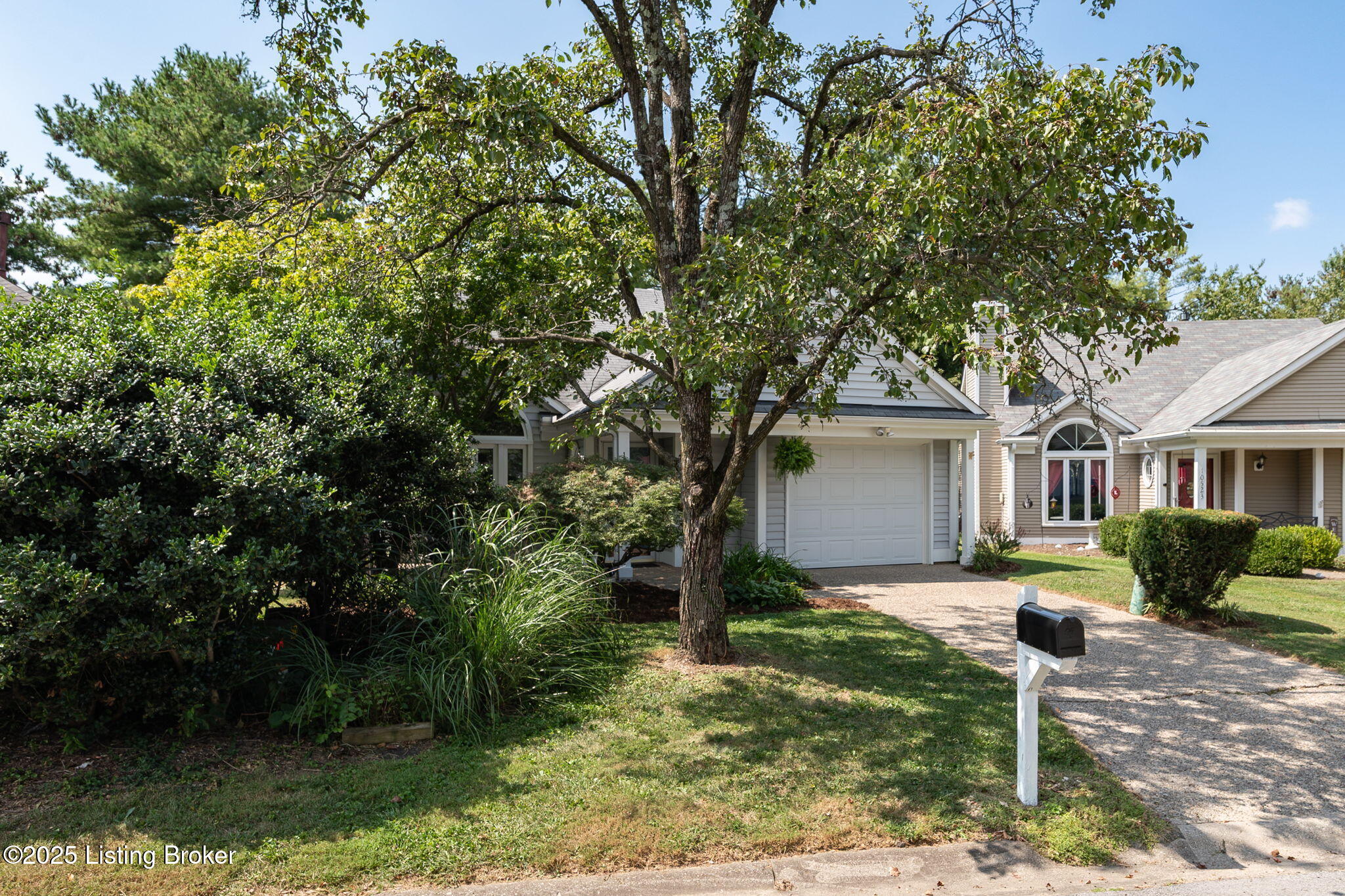10521 Bay Pointe Ct