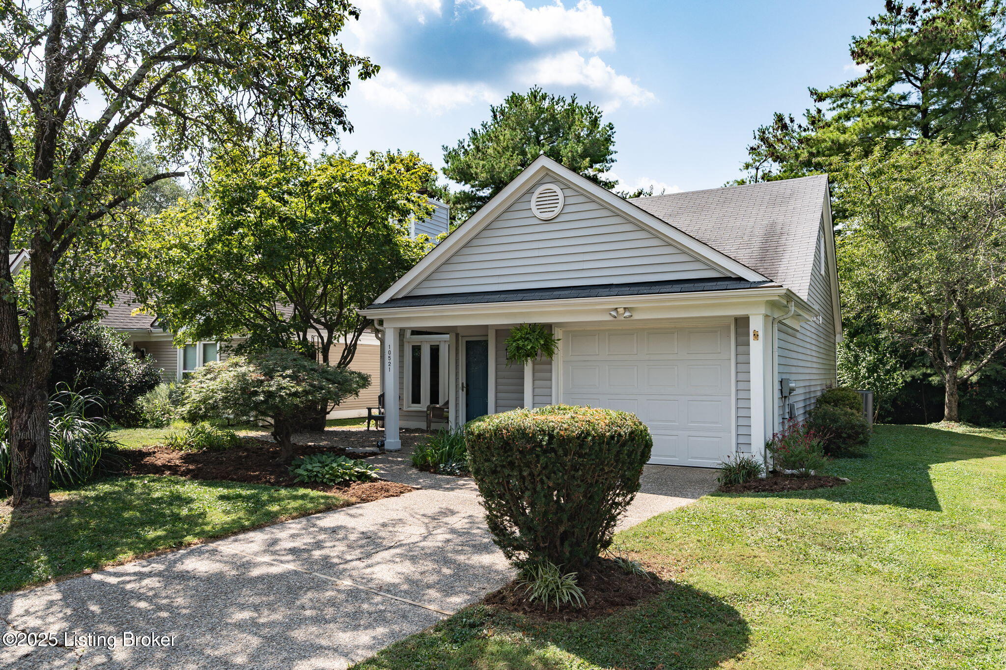 10521 Bay Pointe Ct