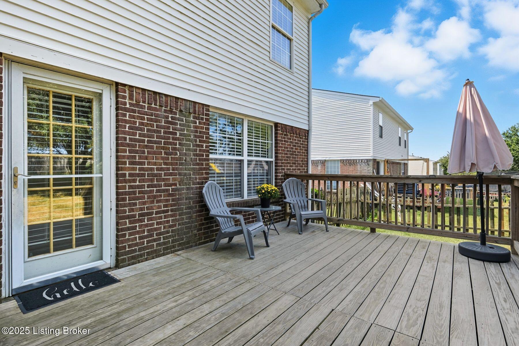 4643 Oak Pointe Dr