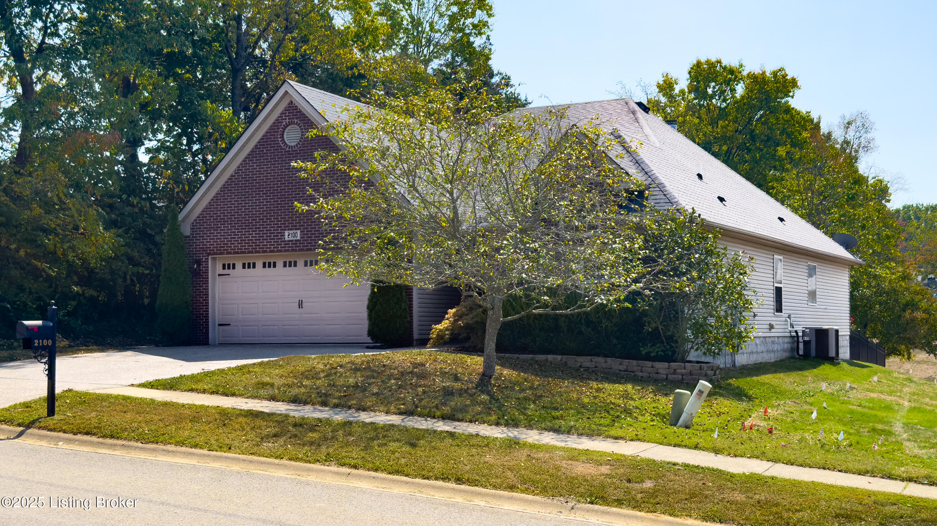 2100 Carabiner Way