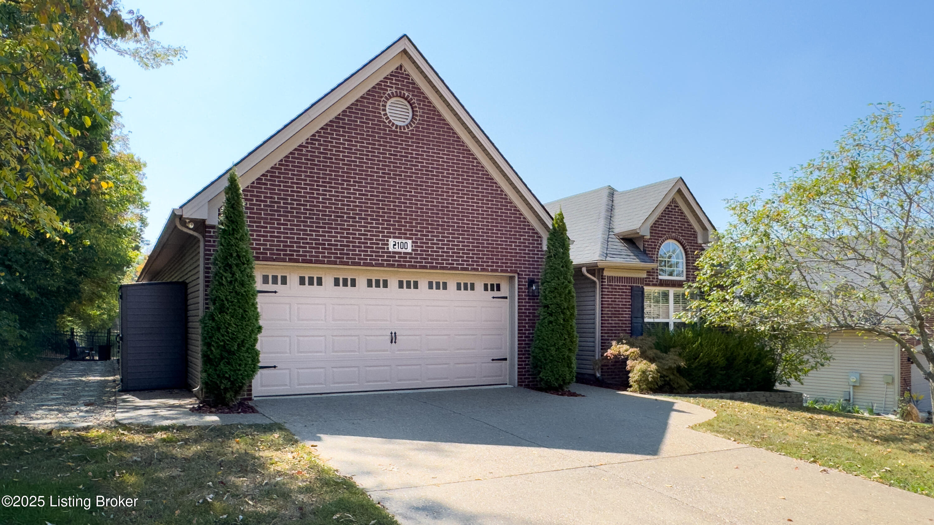 2100 Carabiner Way