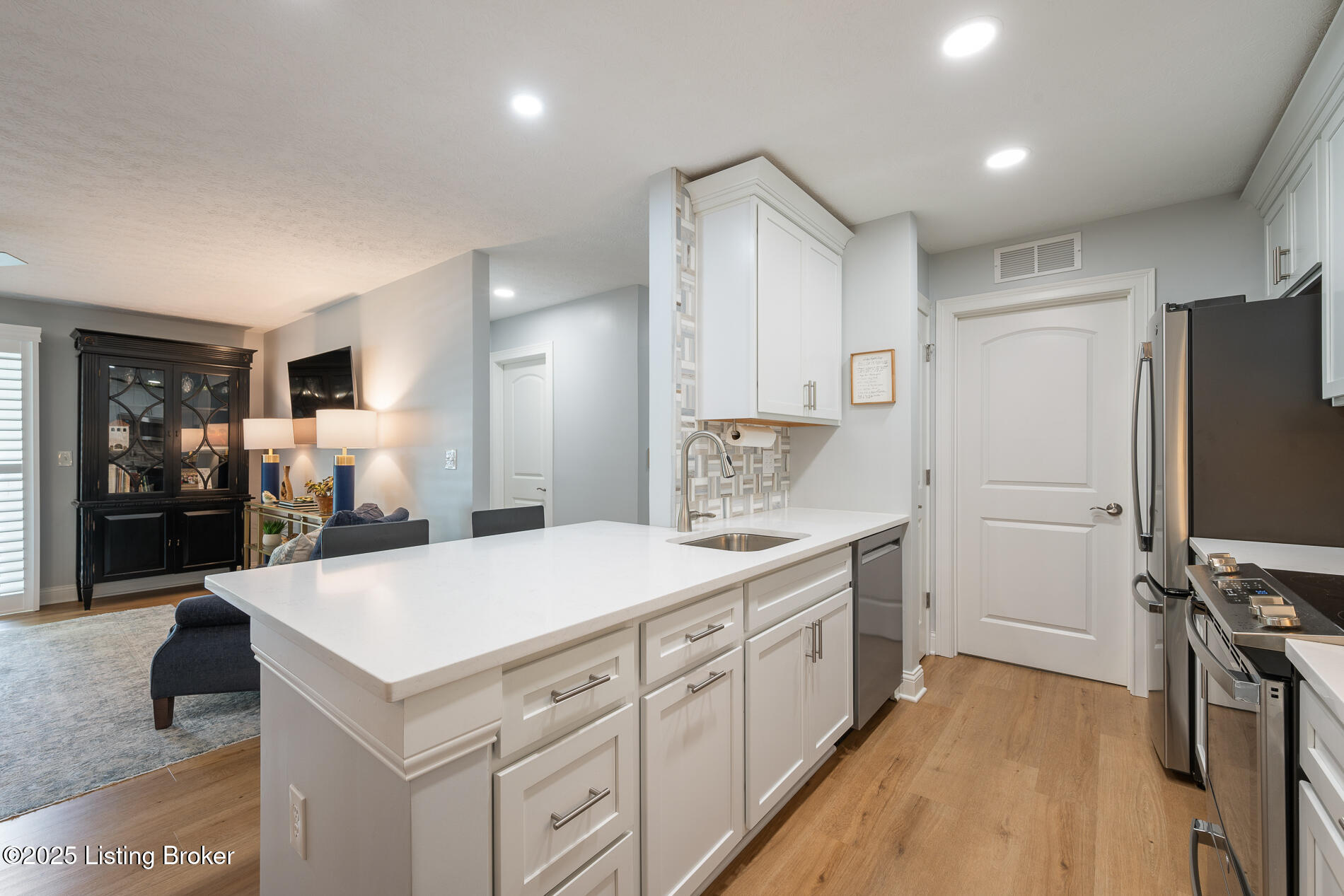 3901 Yardley Ct UNIT 103