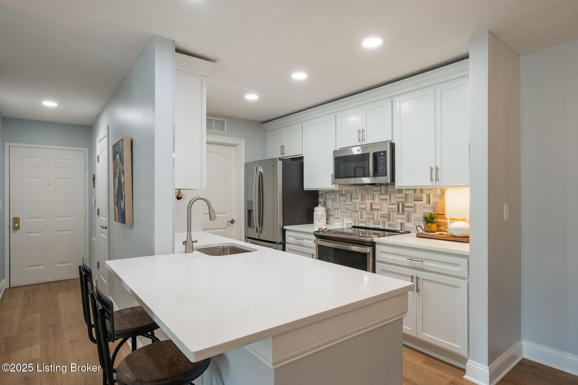 3901 Yardley Ct UNIT 103