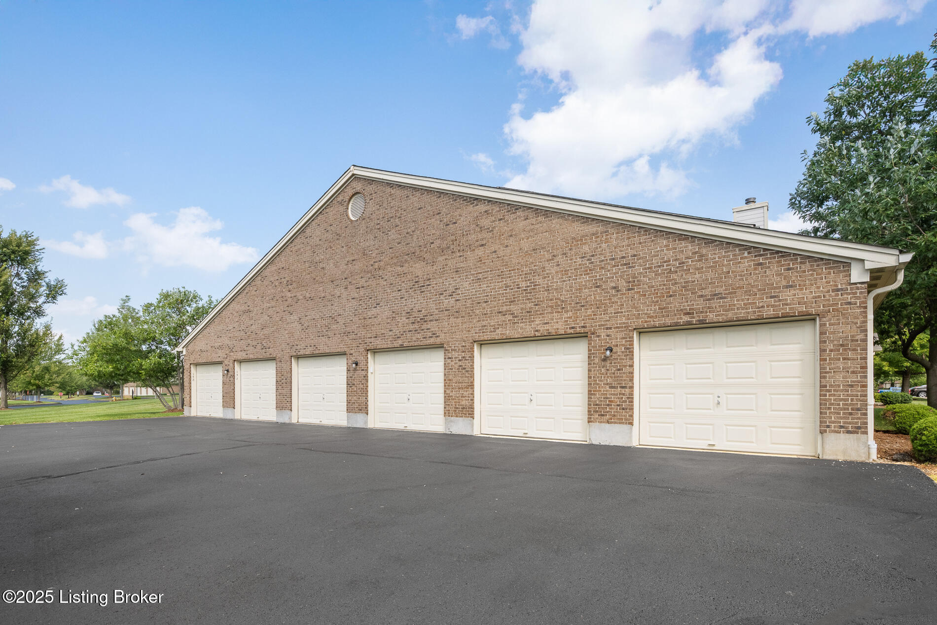3901 Yardley Ct UNIT 103
