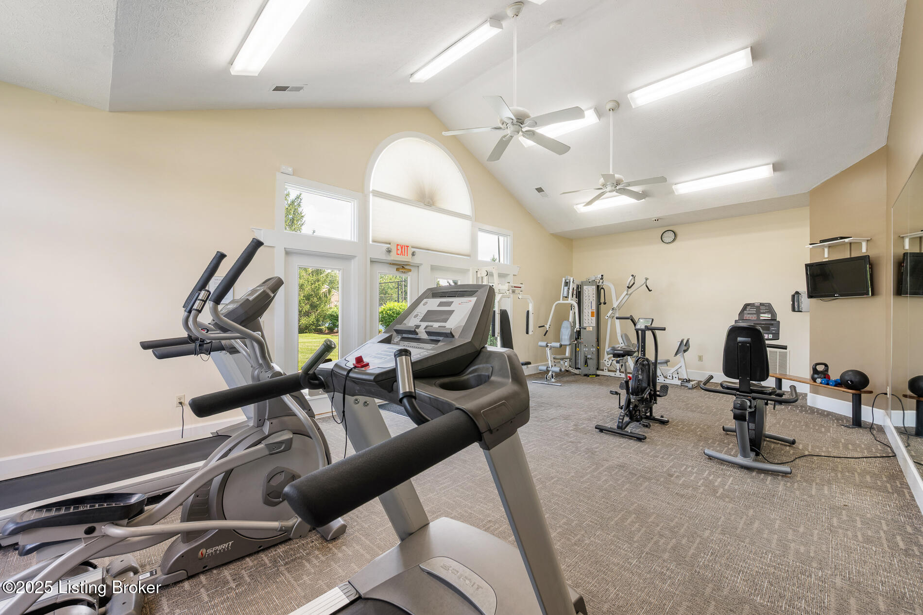 3901 Yardley Ct UNIT 103