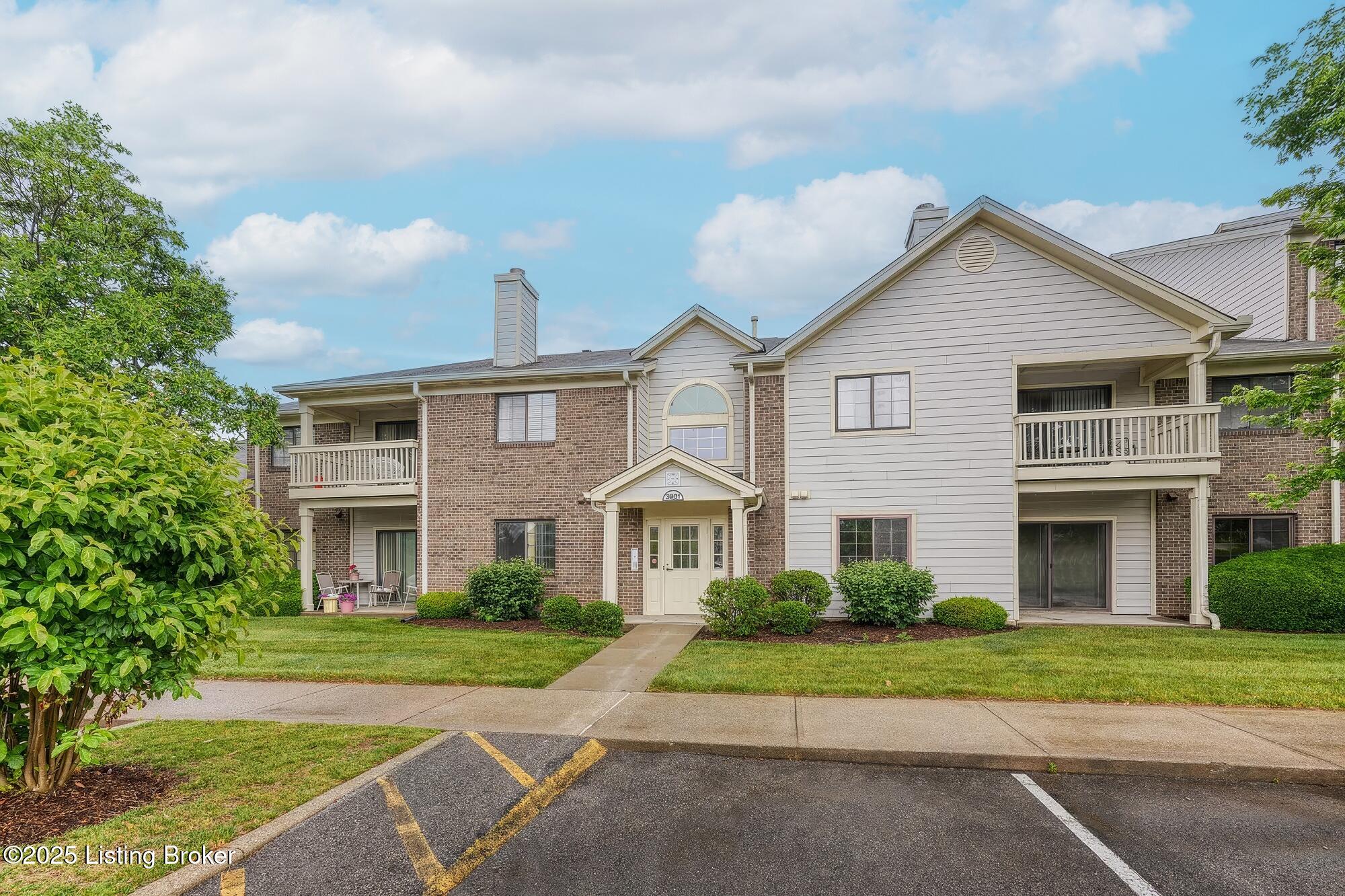 3901 Yardley Ct UNIT 103