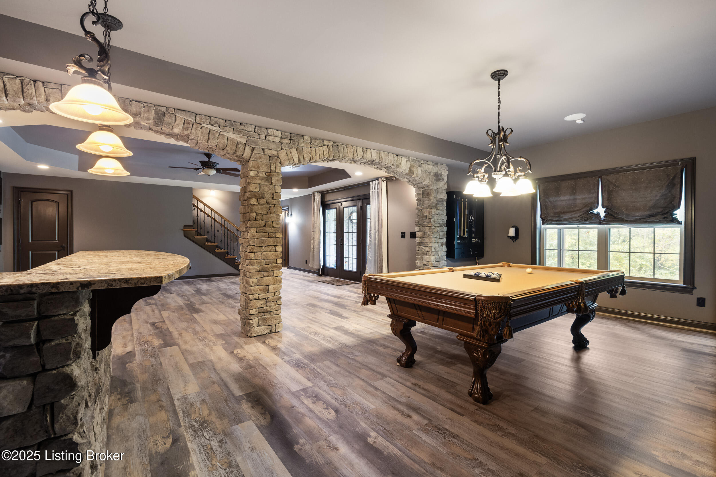 1310 Shakes View Ct
