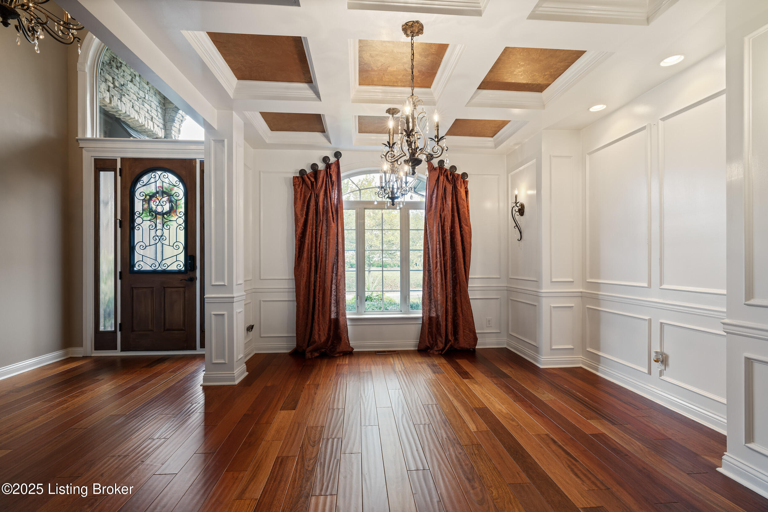 1310 Shakes View Ct