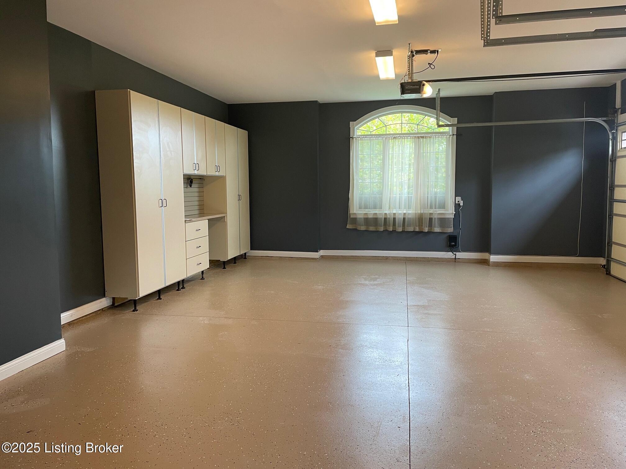 1310 Shakes View Ct