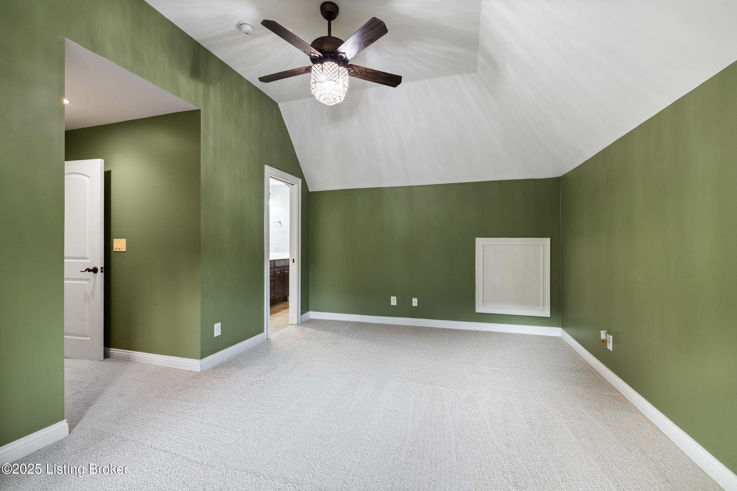 1310 Shakes View Ct