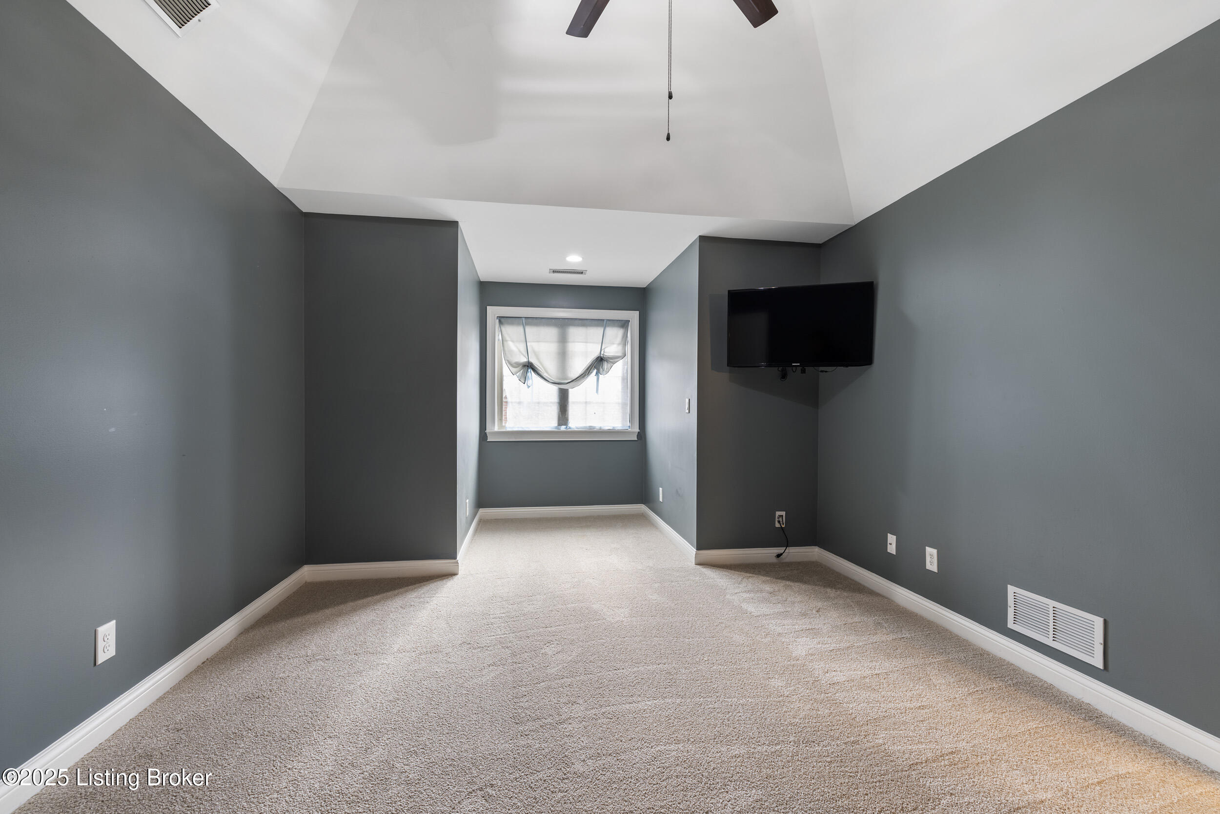 1310 Shakes View Ct