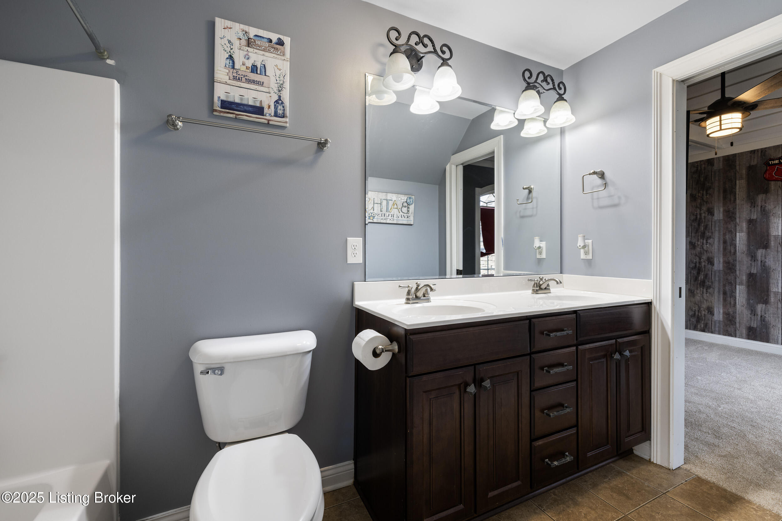 1310 Shakes View Ct