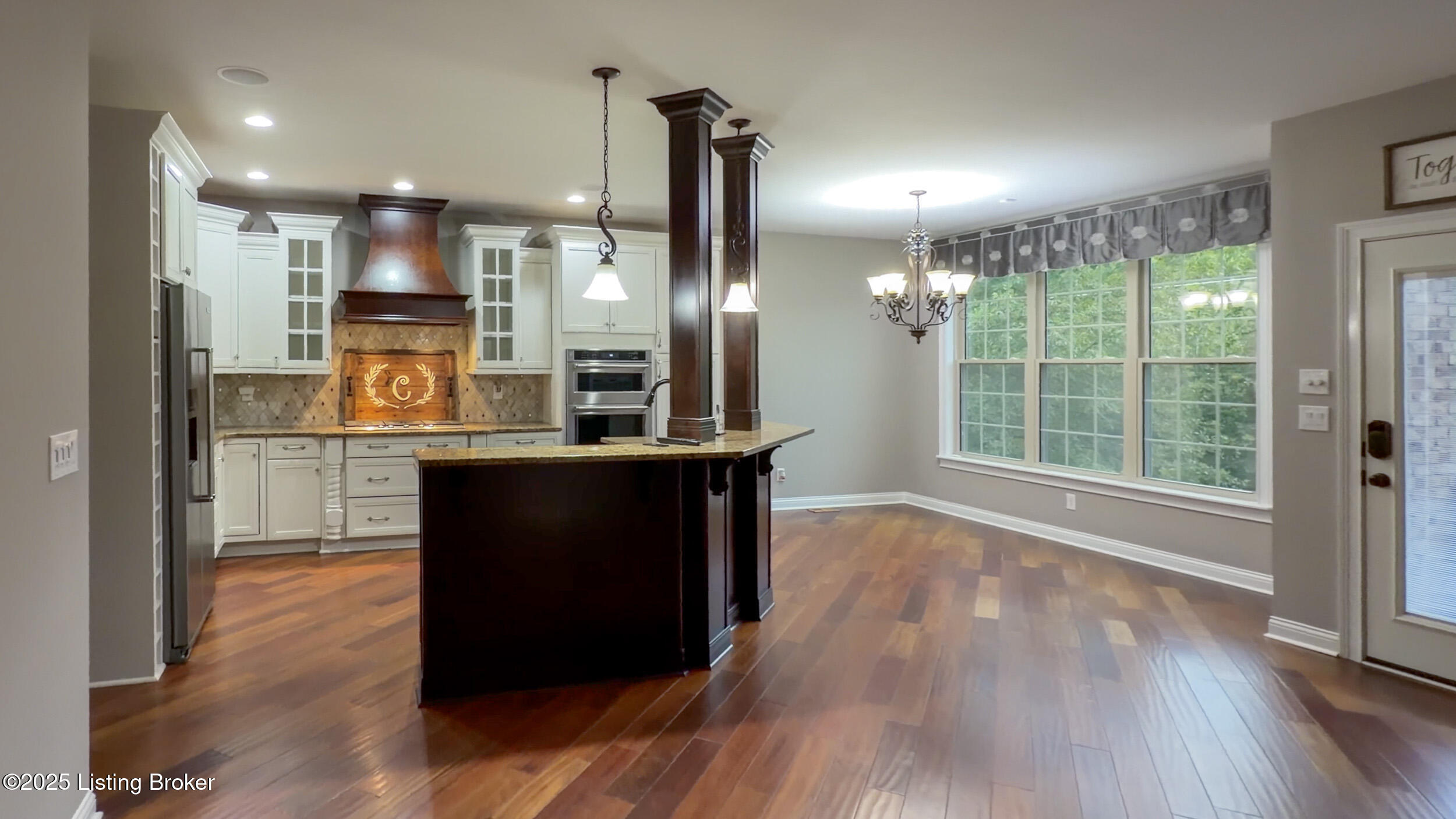 1310 Shakes View Ct