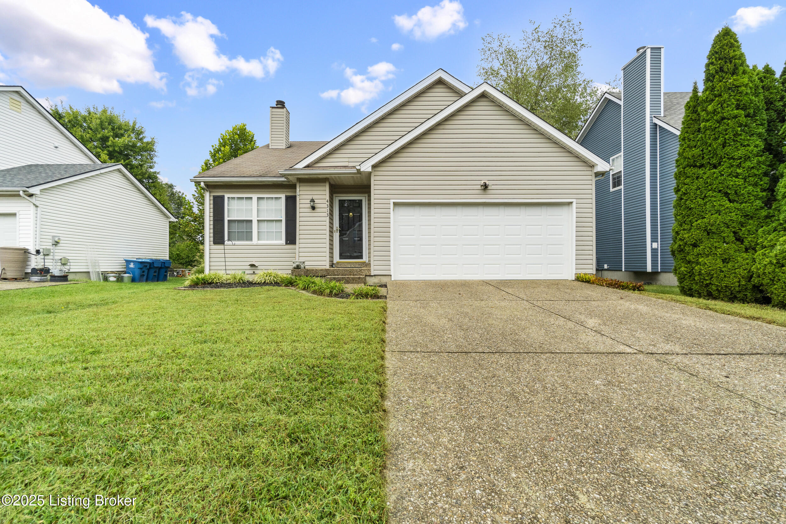 4313 Hickoryview Dr