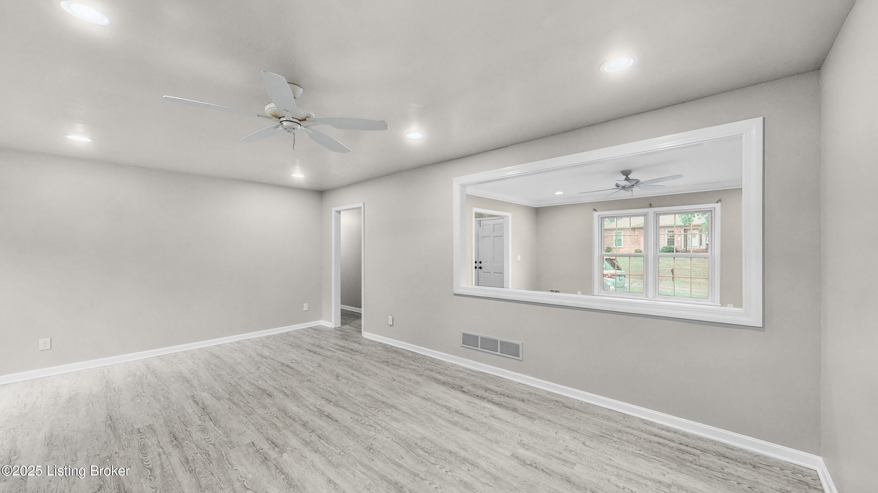 13015 Pine Hill Ct