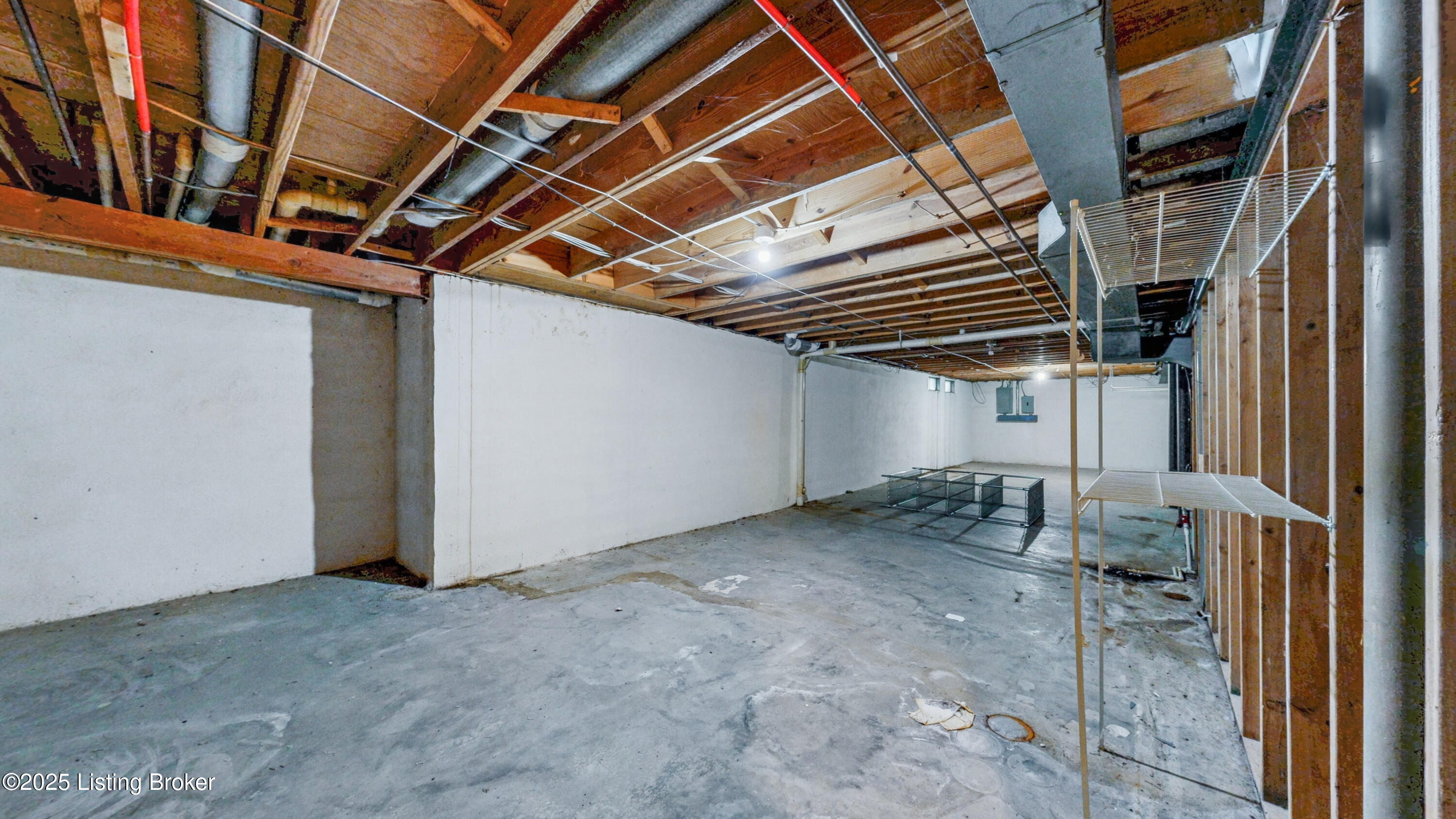 13015 Pine Hill Ct