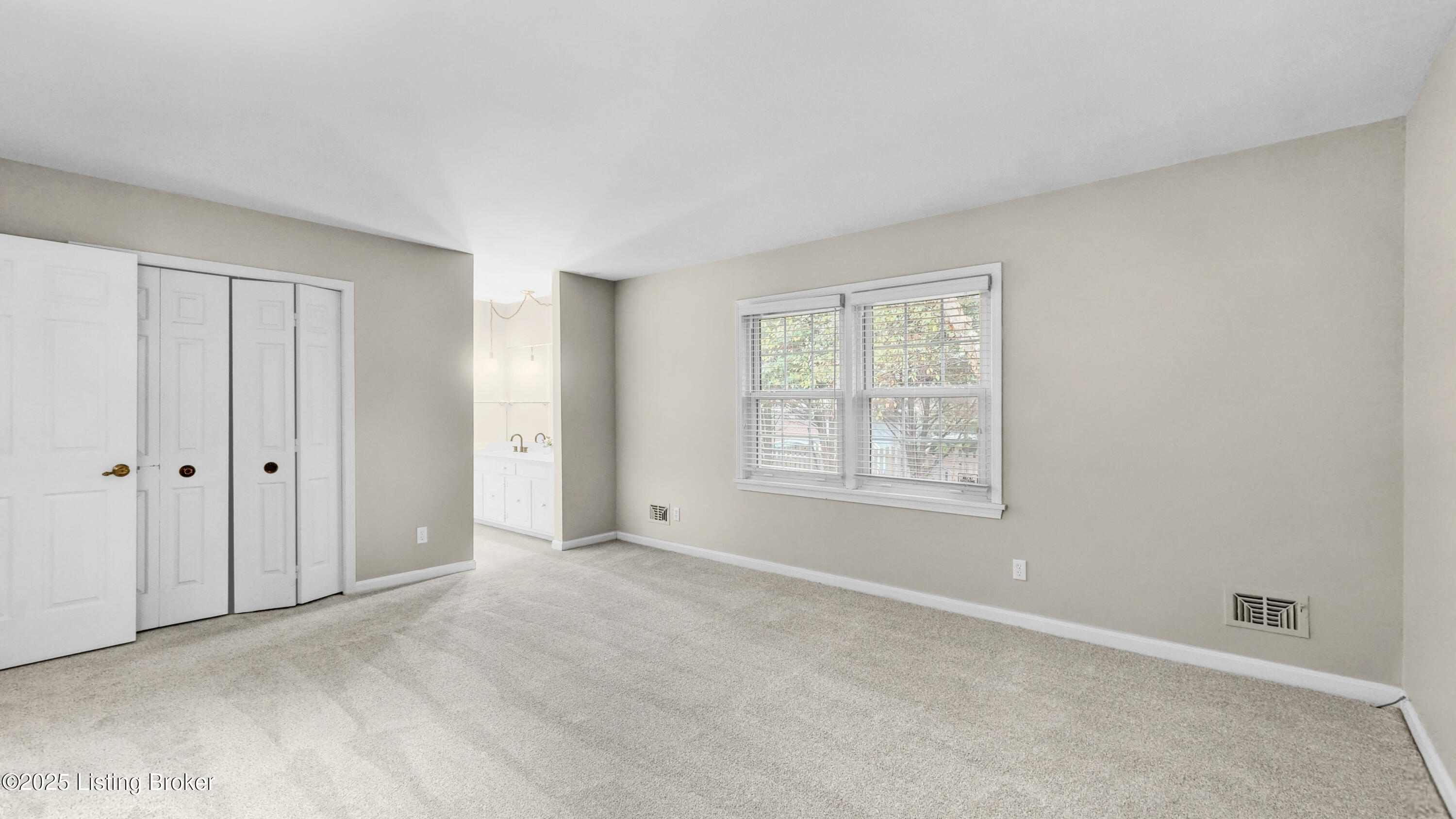 13015 Pine Hill Ct