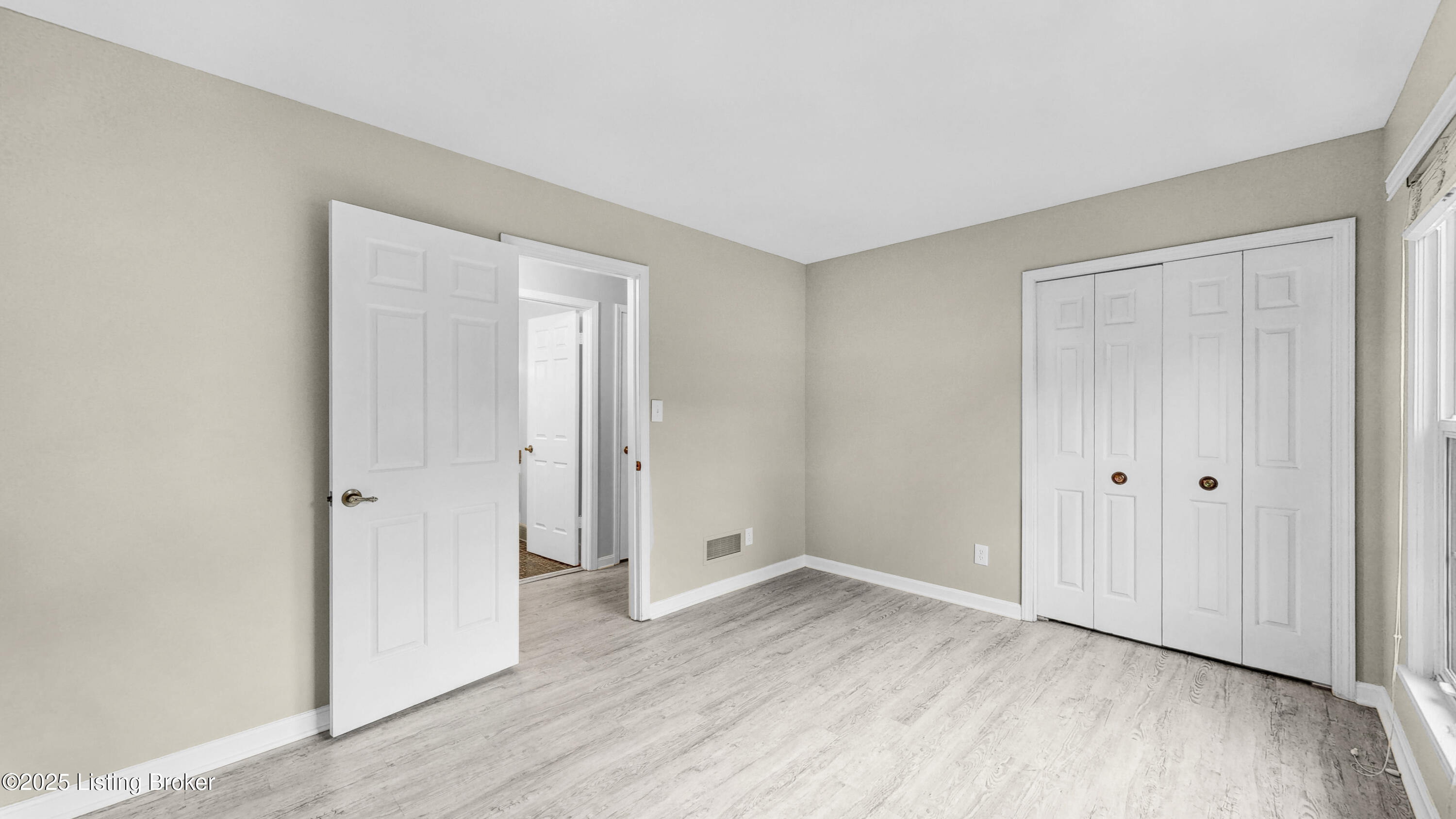 13015 Pine Hill Ct