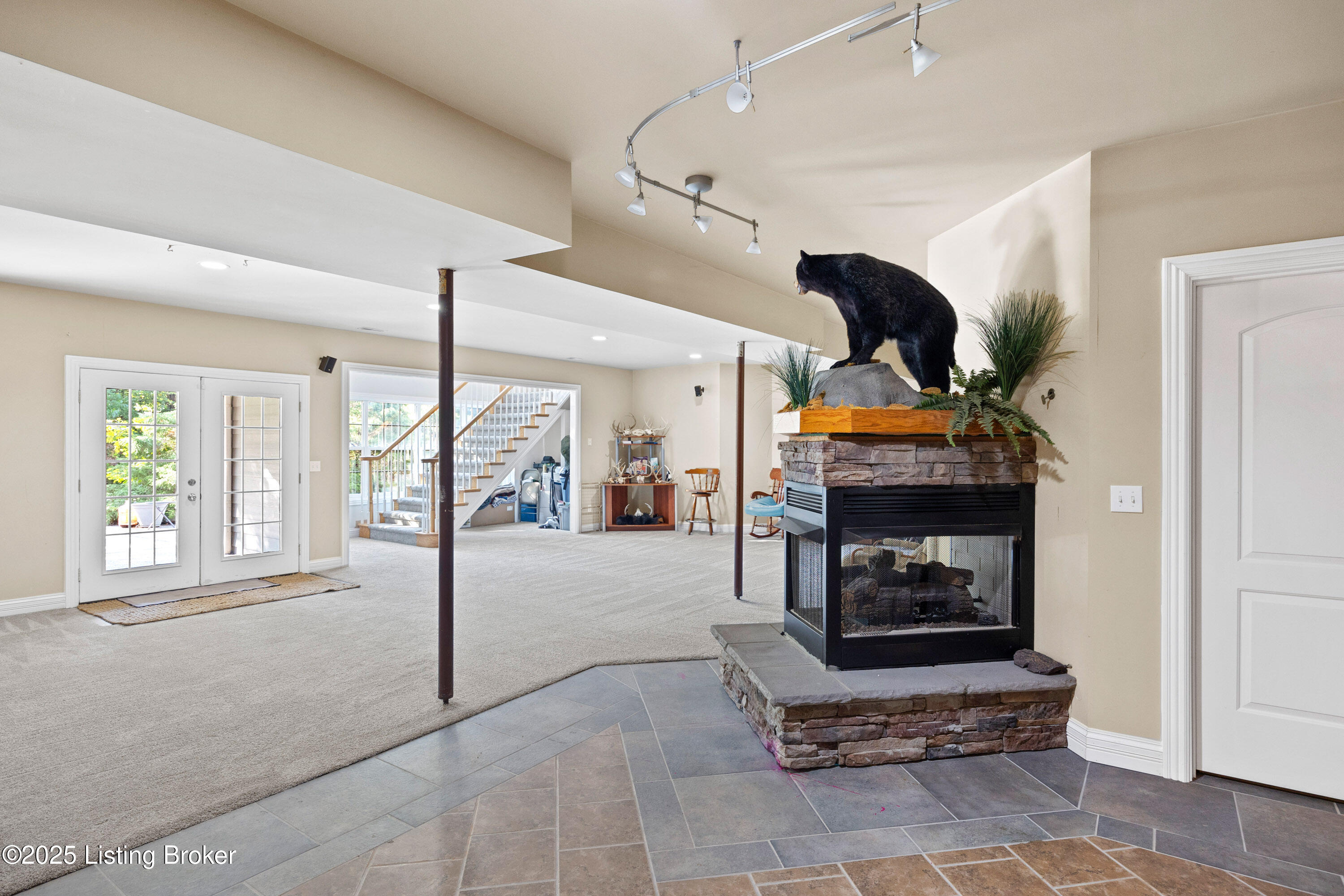 190 Leon Remington Rd