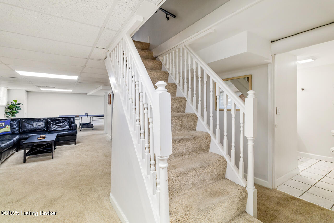 1929 Richmond Dr