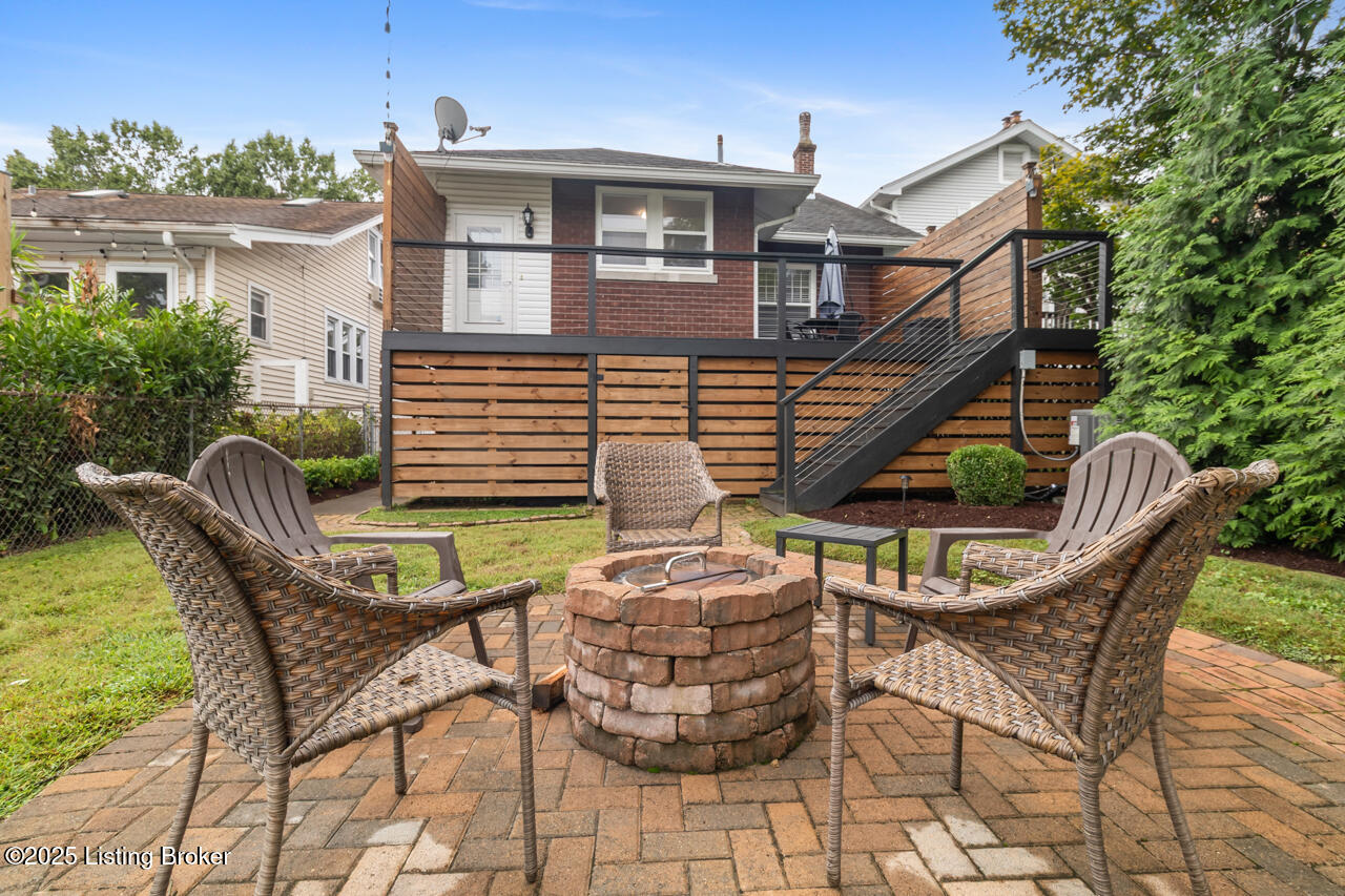 1929 Richmond Dr