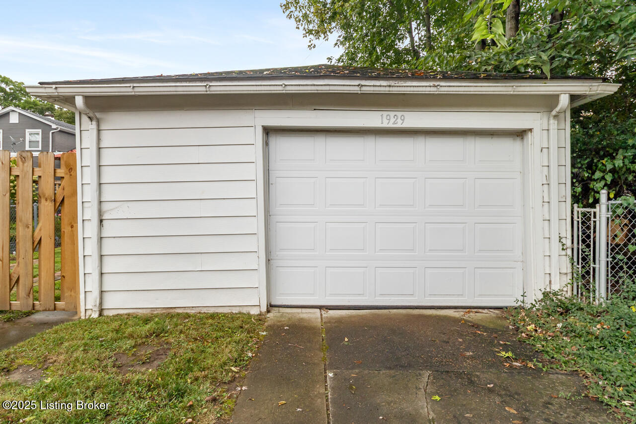 1929 Richmond Dr