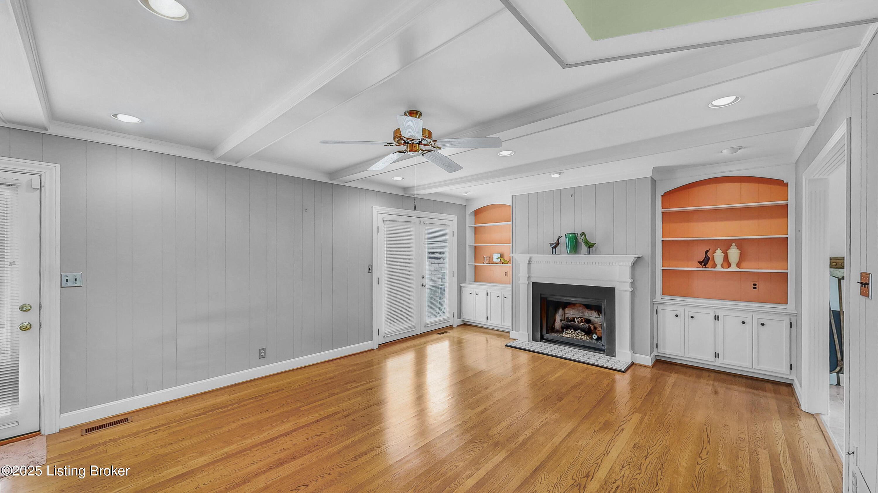 1204 Wellington Pl