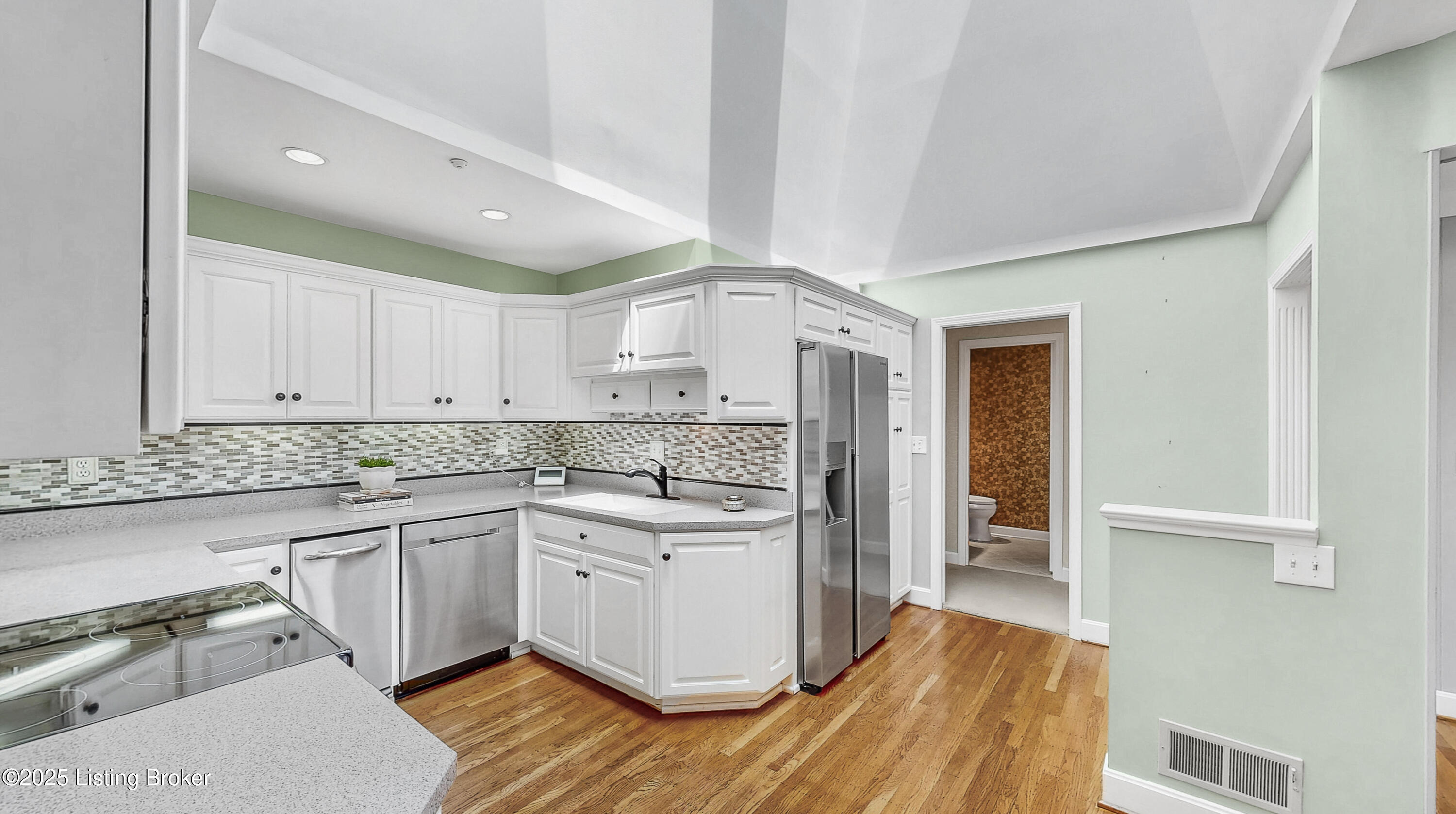 1204 Wellington Pl