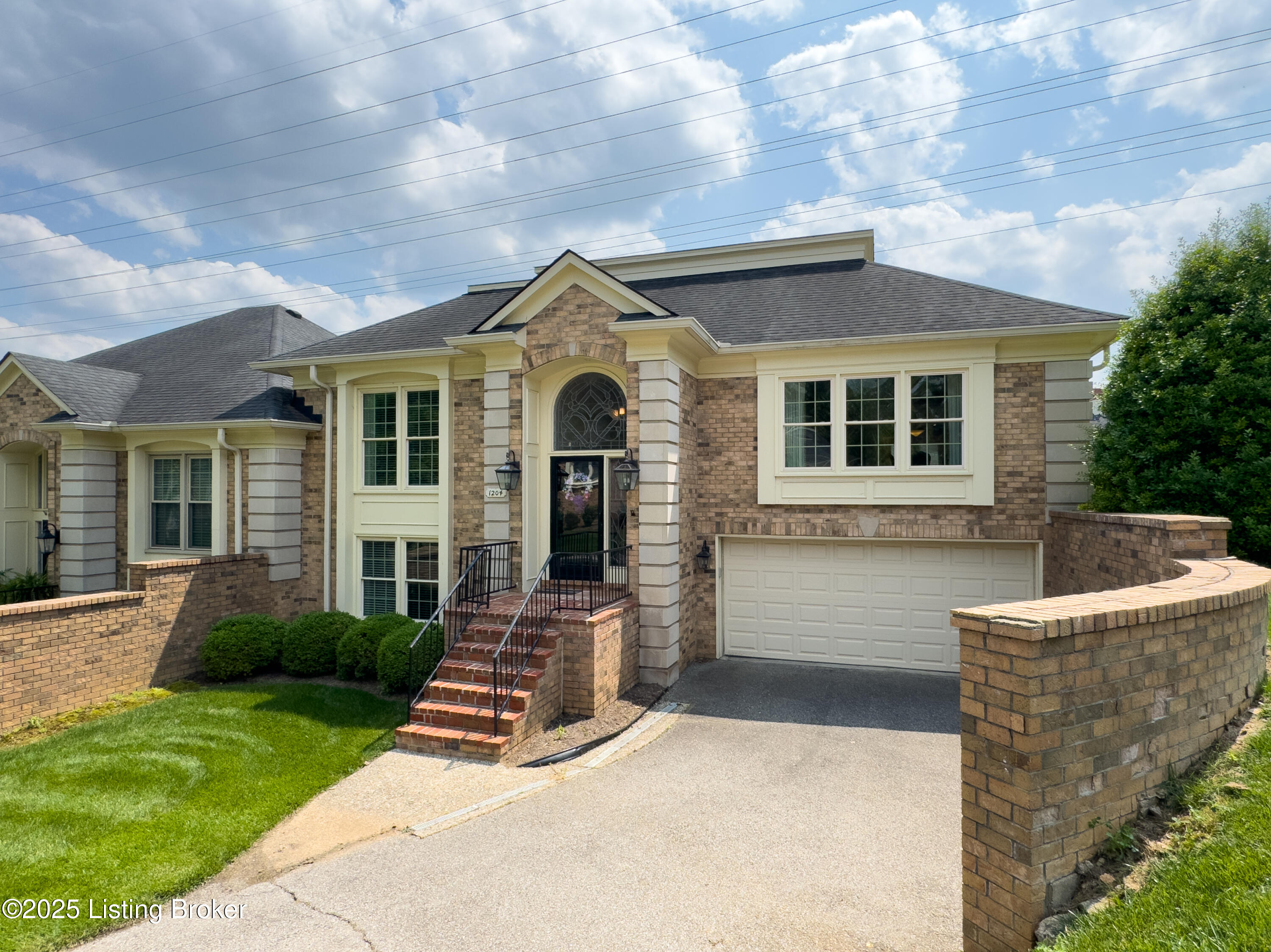 1204 Wellington Pl