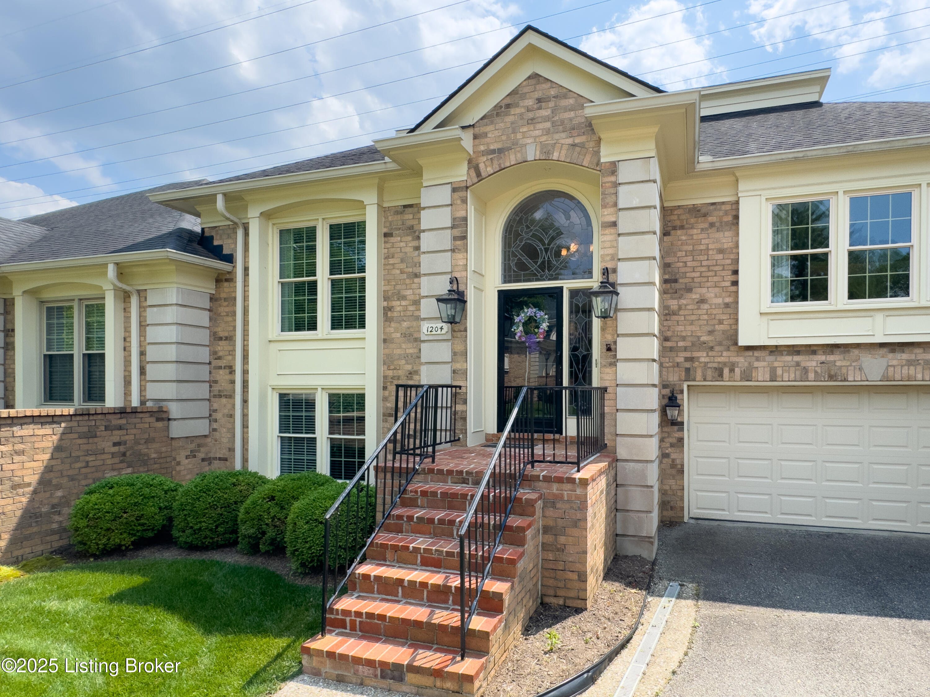 1204 Wellington Pl