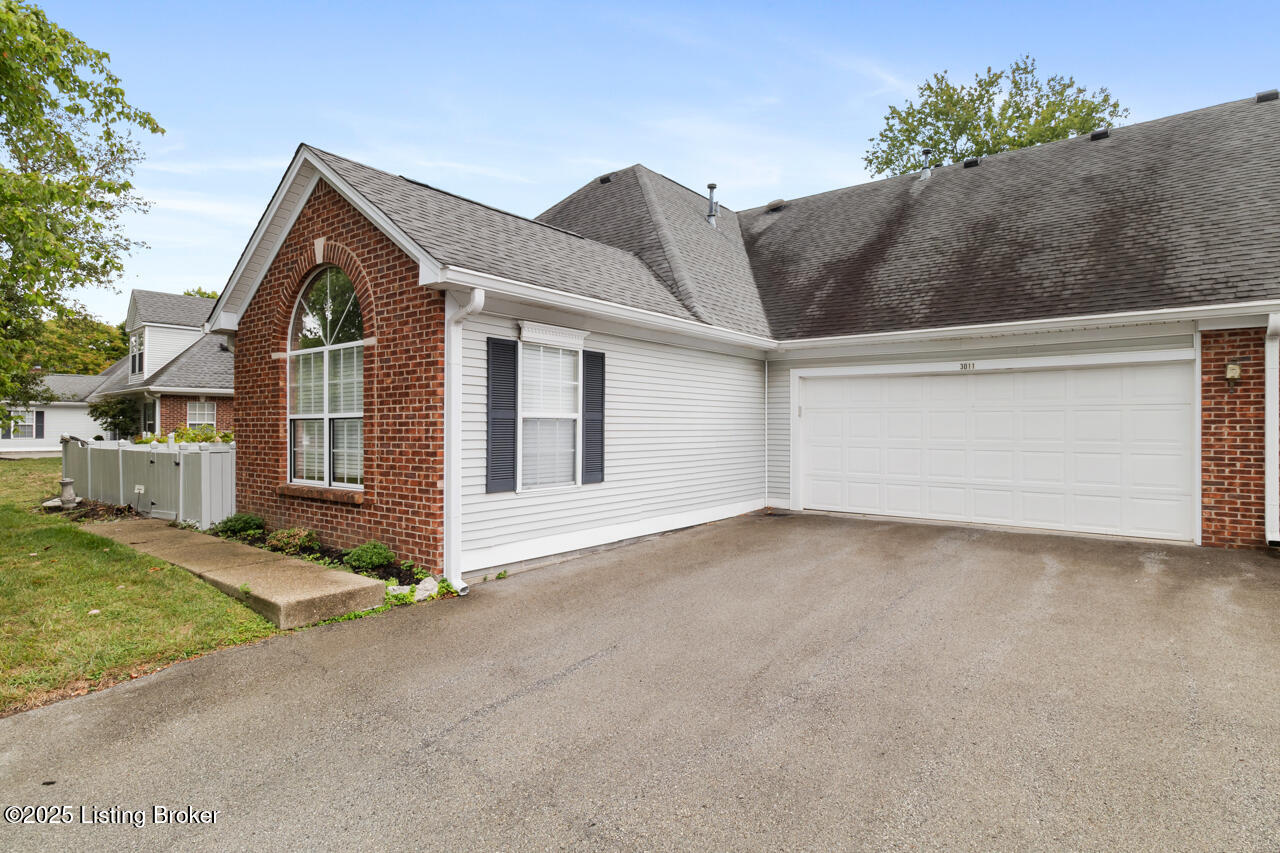 3011 Parkstone Ct