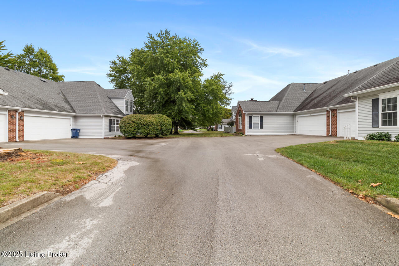 3011 Parkstone Ct