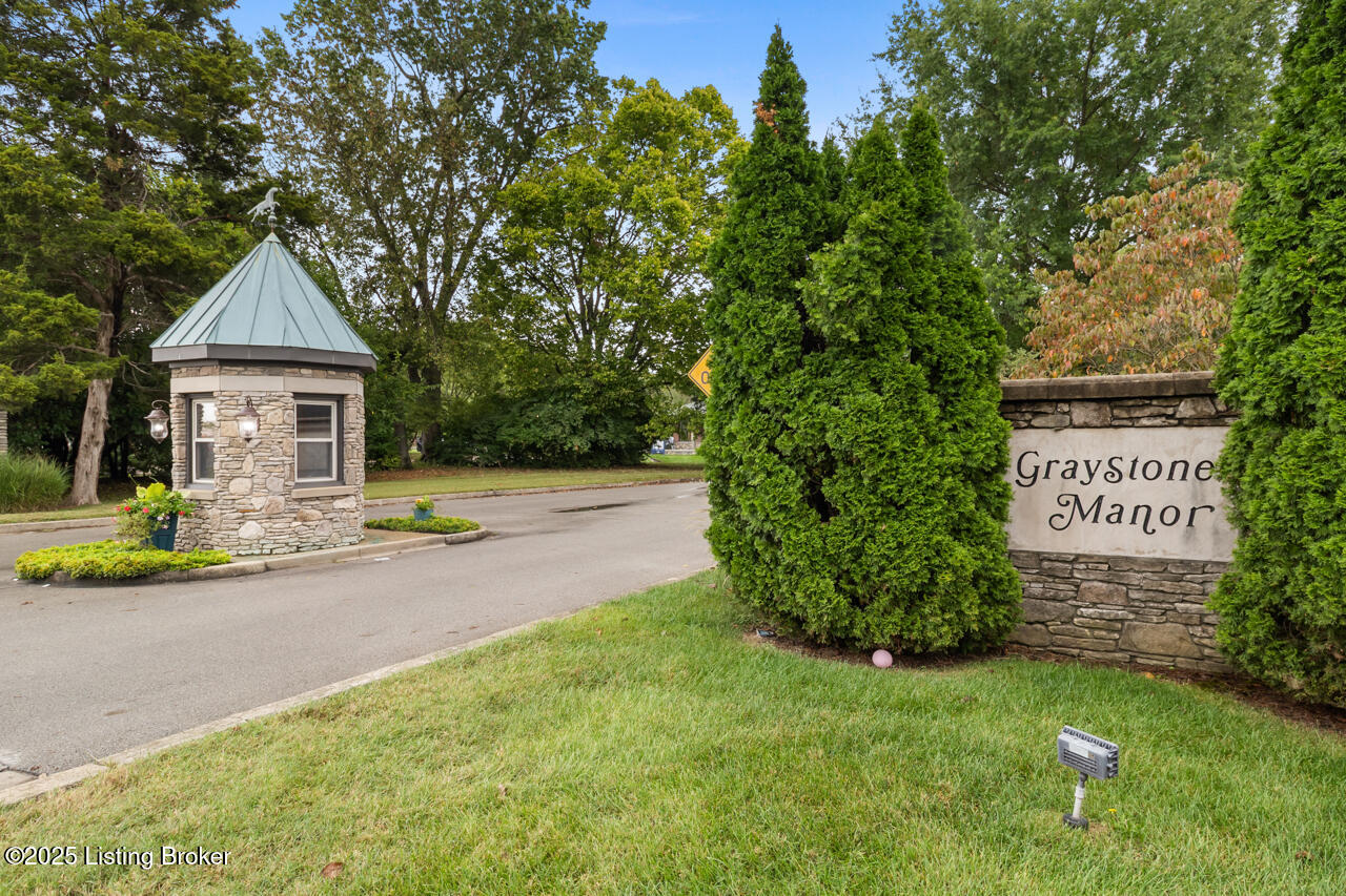 3011 Parkstone Ct