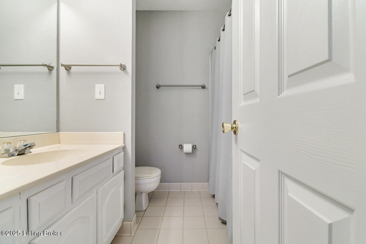 3011 Parkstone Ct