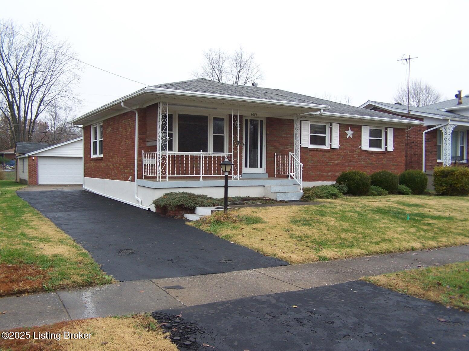 1051 Franelm Rd