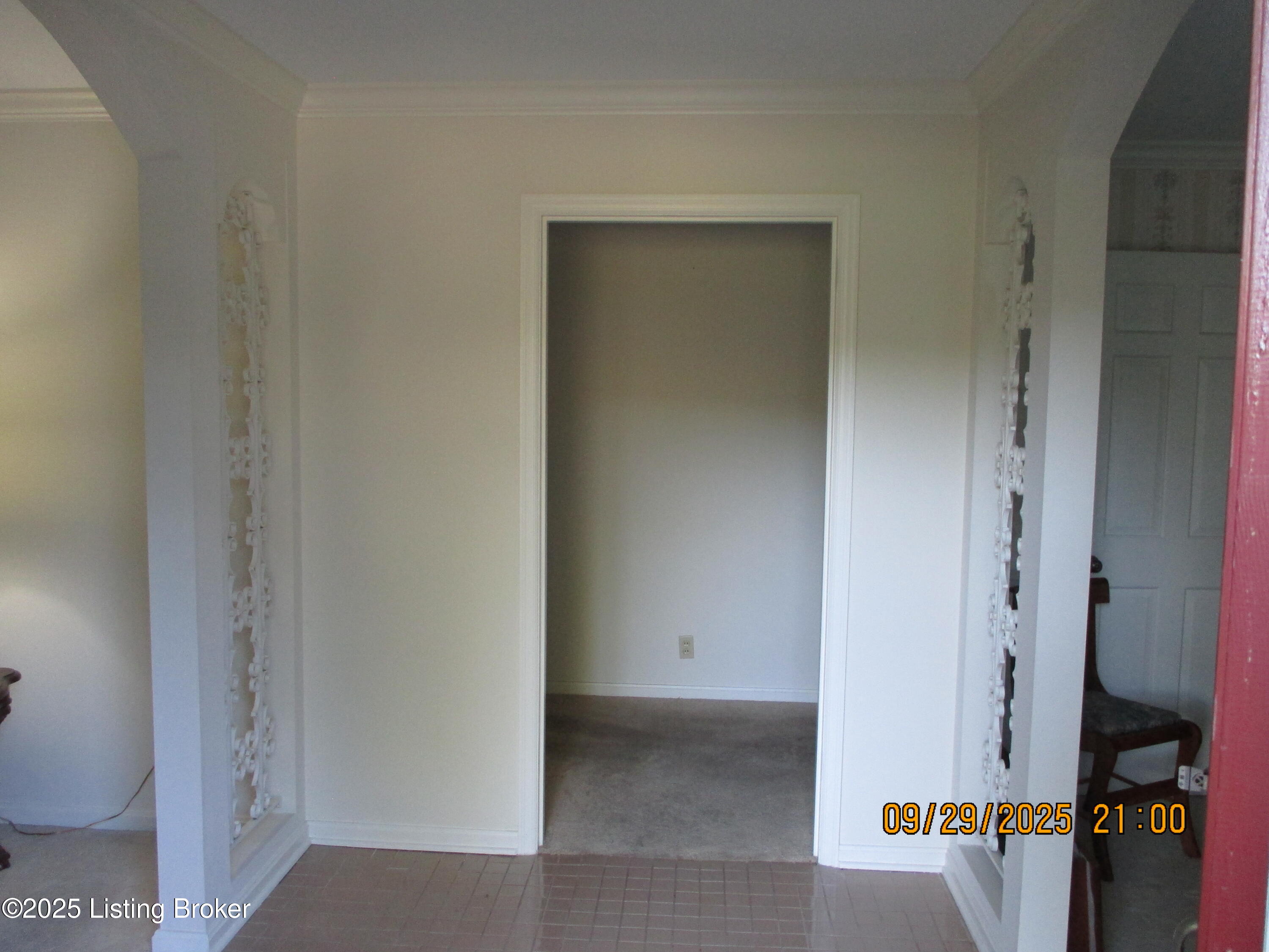 11212 Finchley Rd