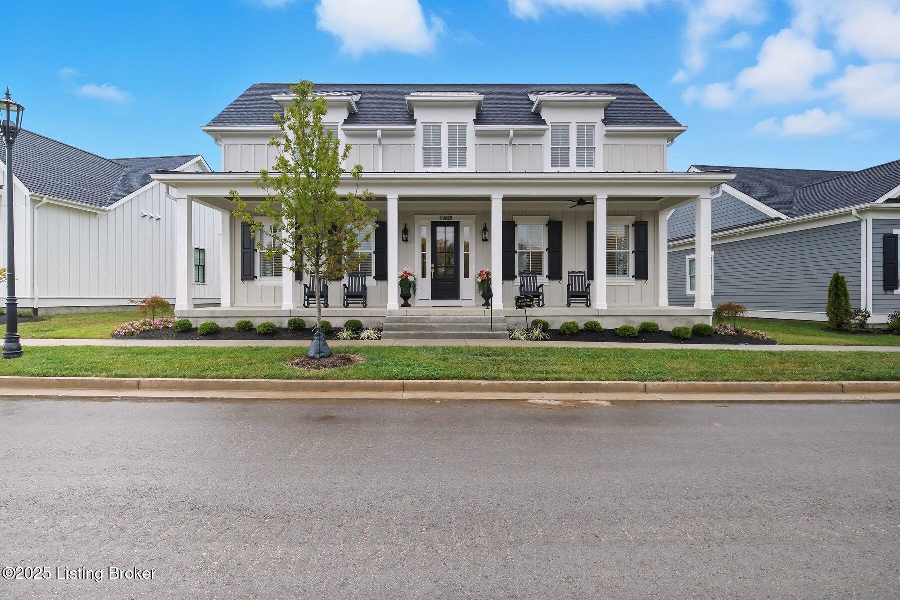 11608 Skypilot St