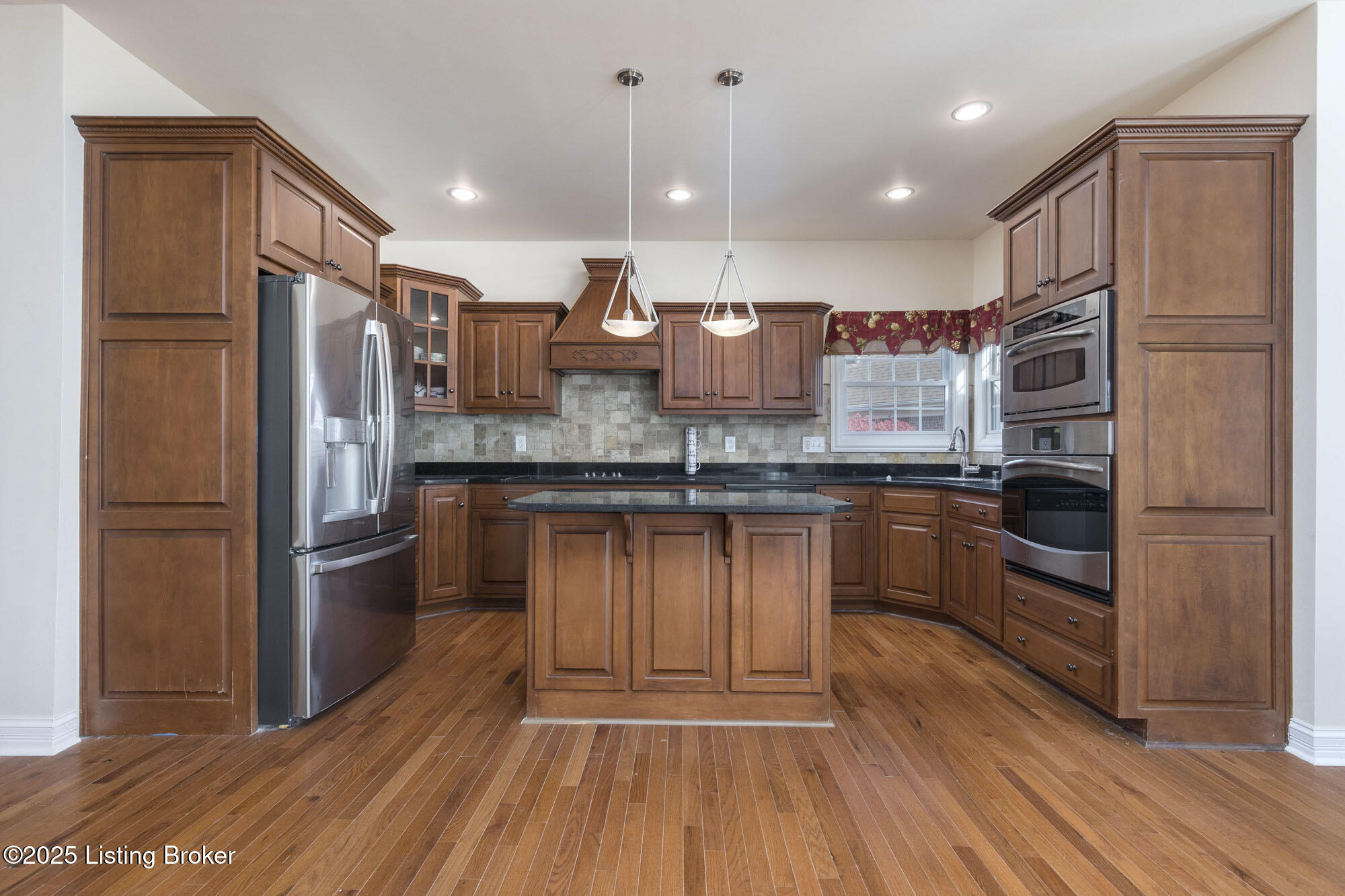 14605 Cressington Cir