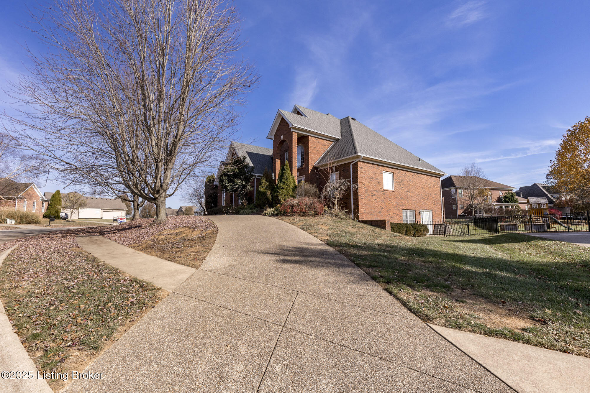 14605 Cressington Cir