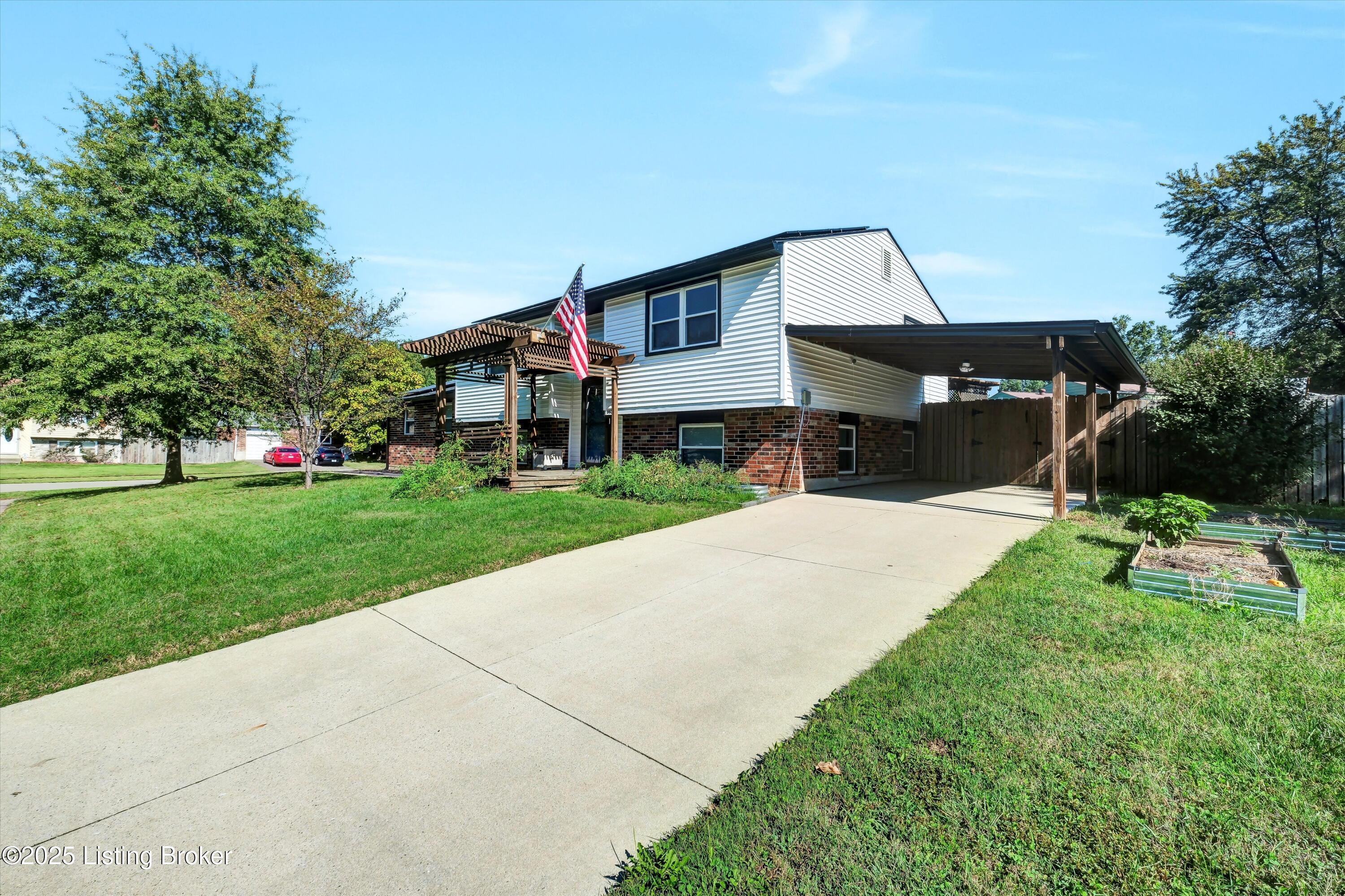 8601 Gamekeeper Ct