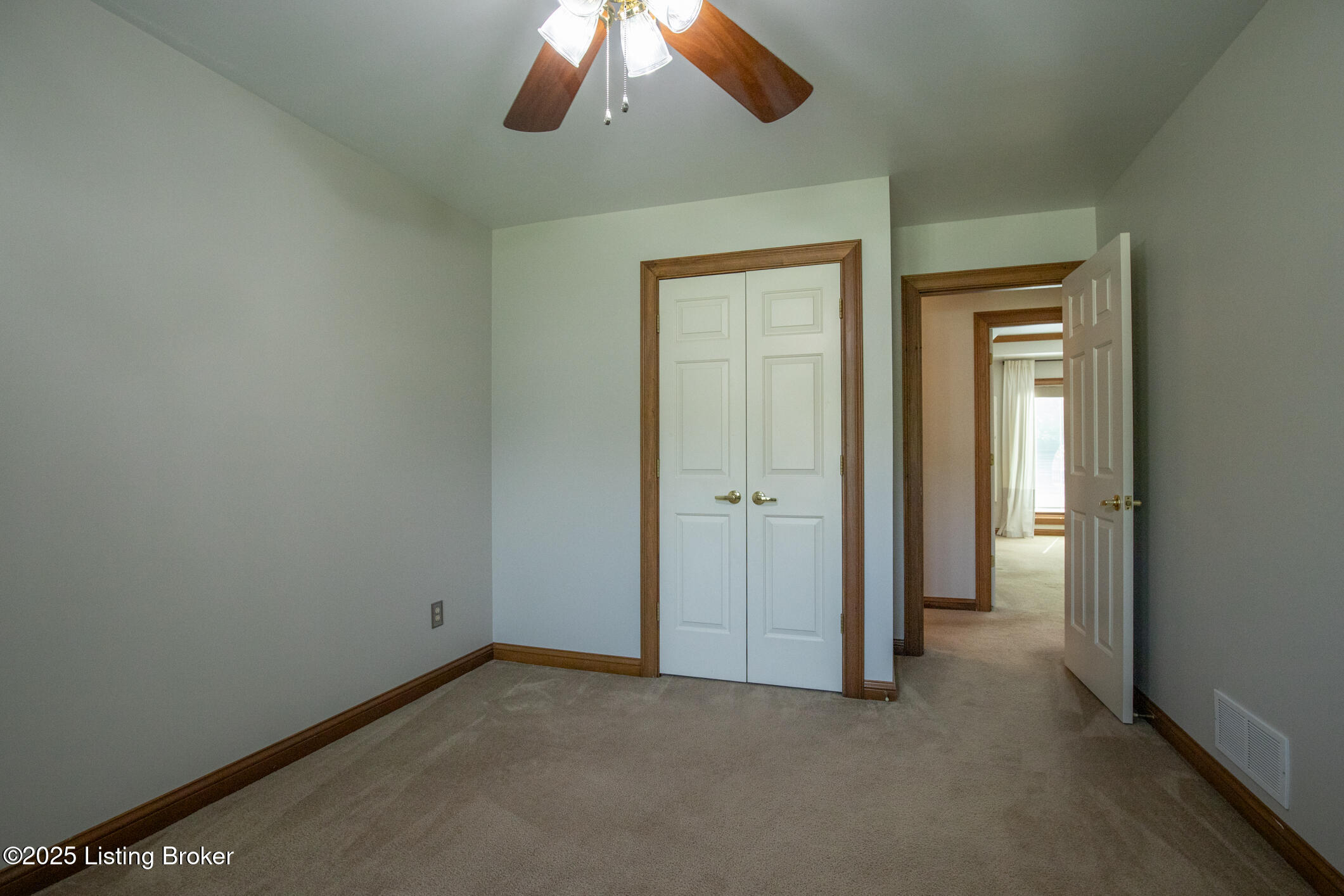 12108 Valley Dr
