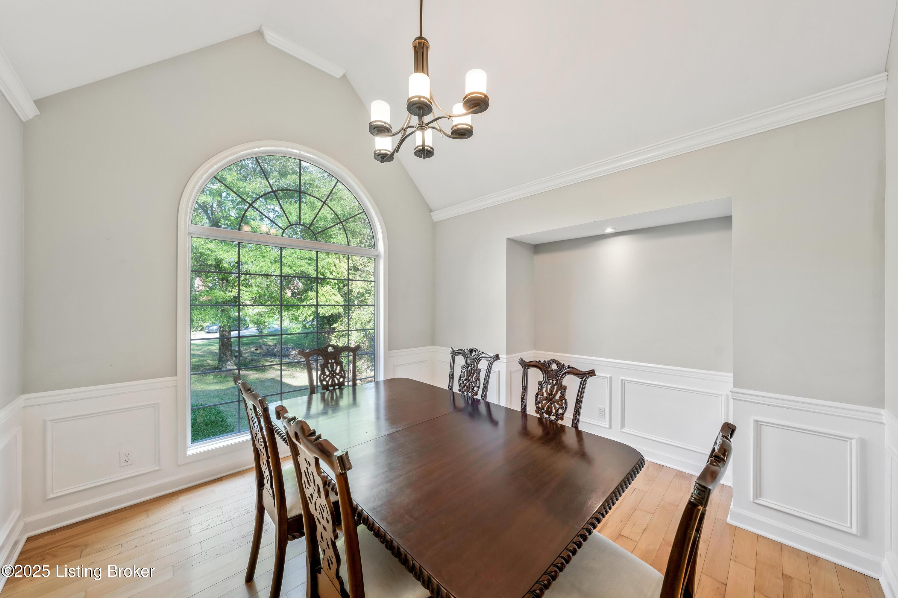 13414 Creekview Rd