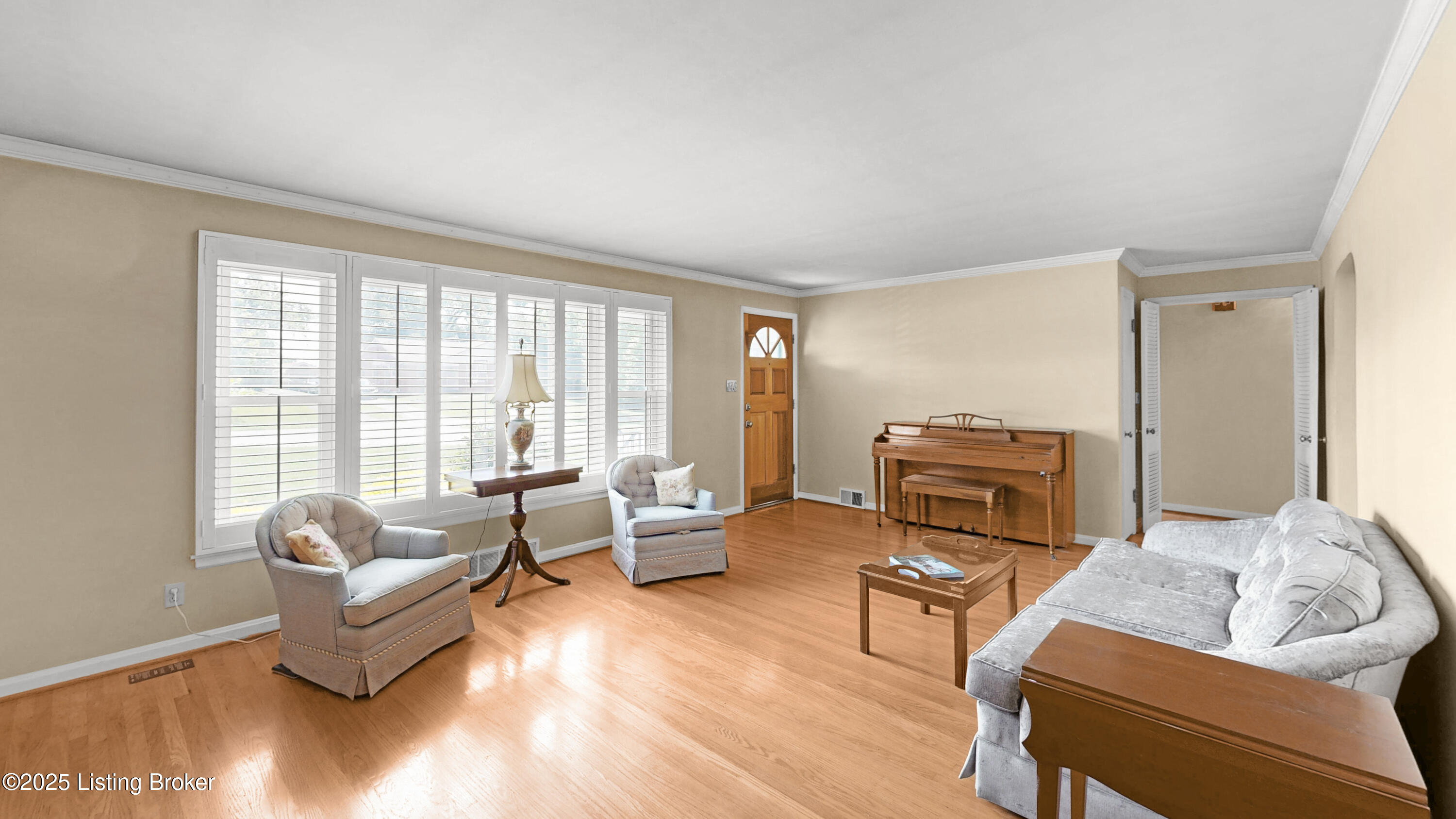 3112 Lakeview Dr