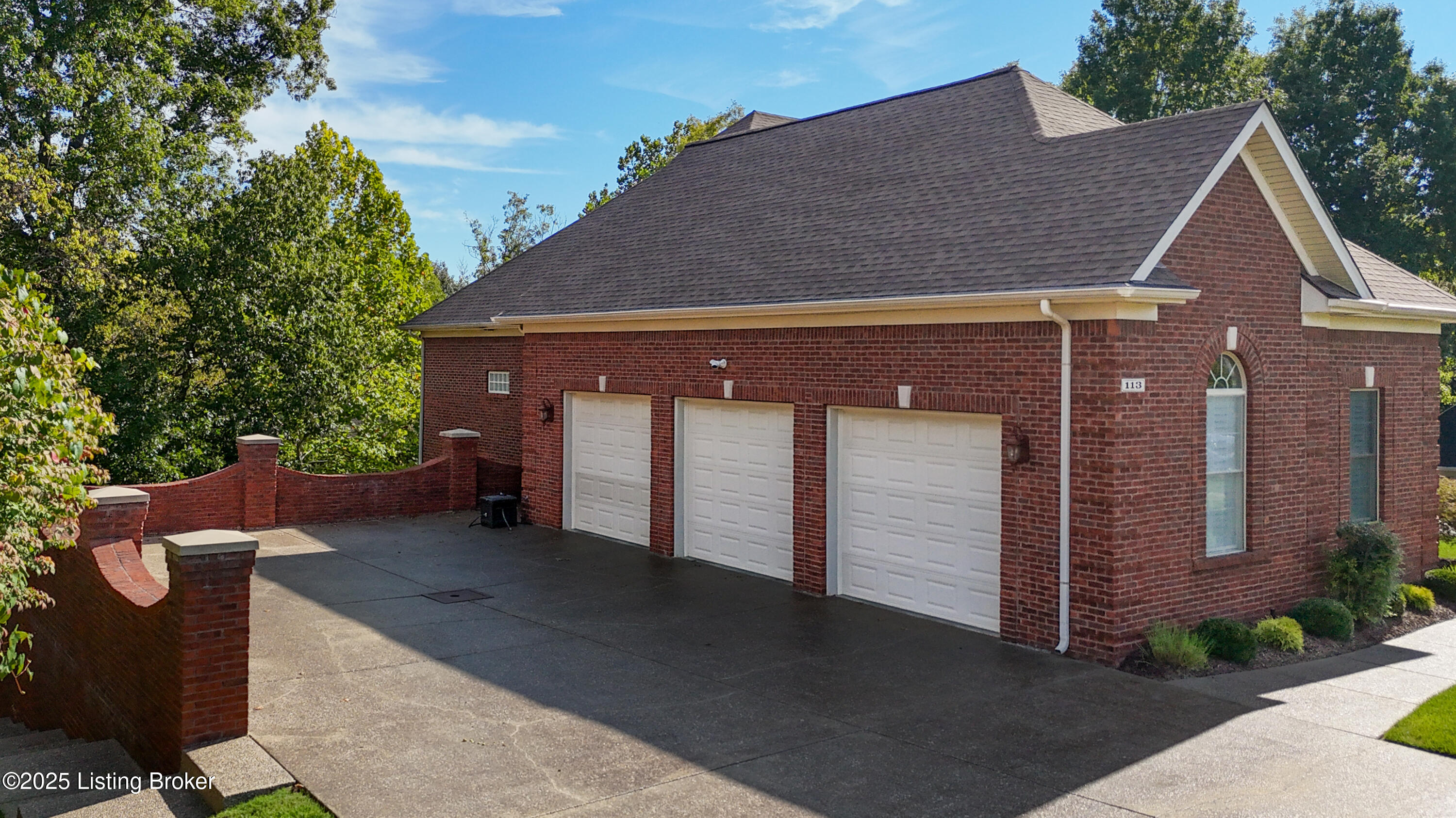 113 Chestnut Glen Dr